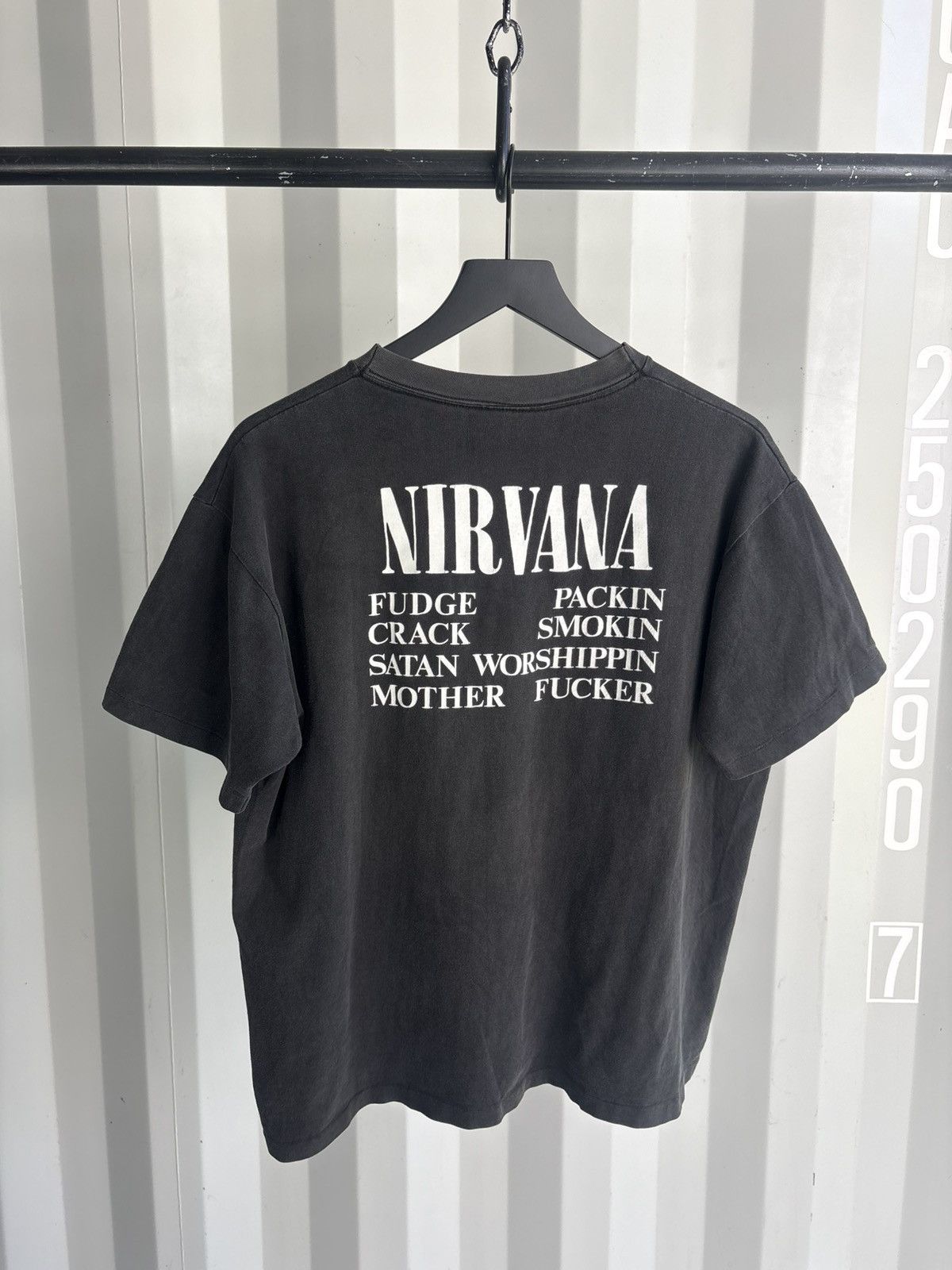Band Tees Nirvana Vestibule Thrashed Distressed Faded Shirt GRUNGE Size US L / EU 52-54 / 3 - 3 Thumbnail