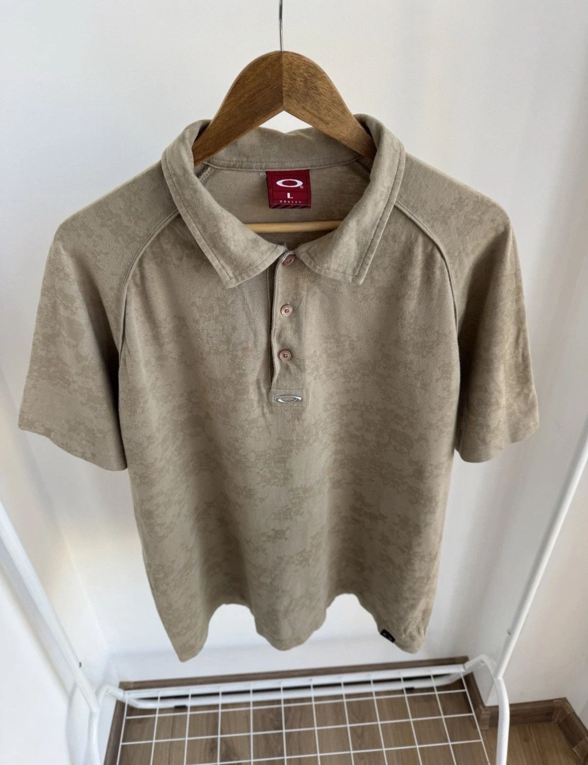 Oakley OAKLEY Vintage Center Metal Monogram Skull 90s Polo T Shirt Size US L / EU 52-54 / 3 - 2 Thumbnail