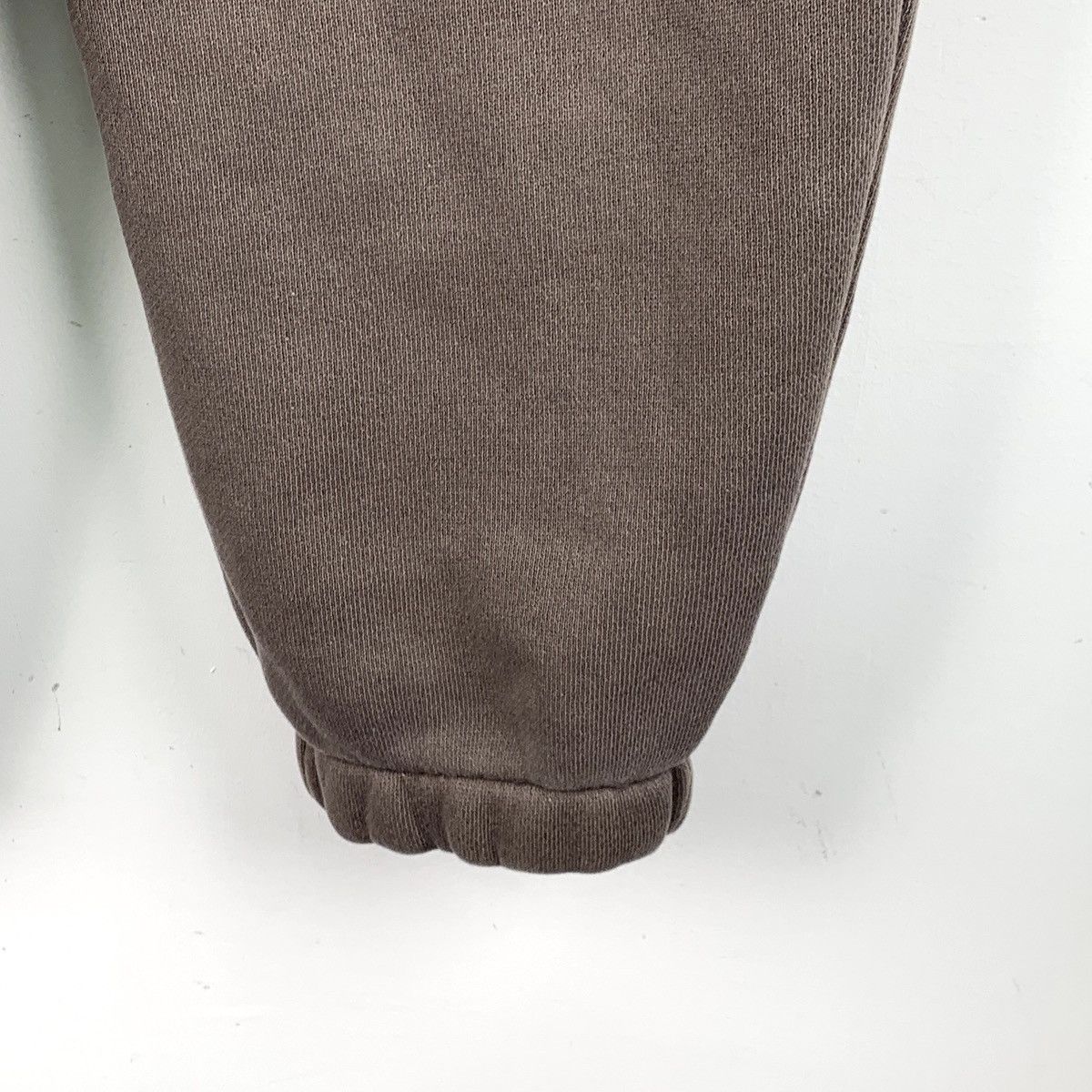 Alexander Wang Alexander Wang Coffee Logo Cuffed Casual Sweatpants K26WX Size 25" / US 0 / IT 36 - 4 Thumbnail
