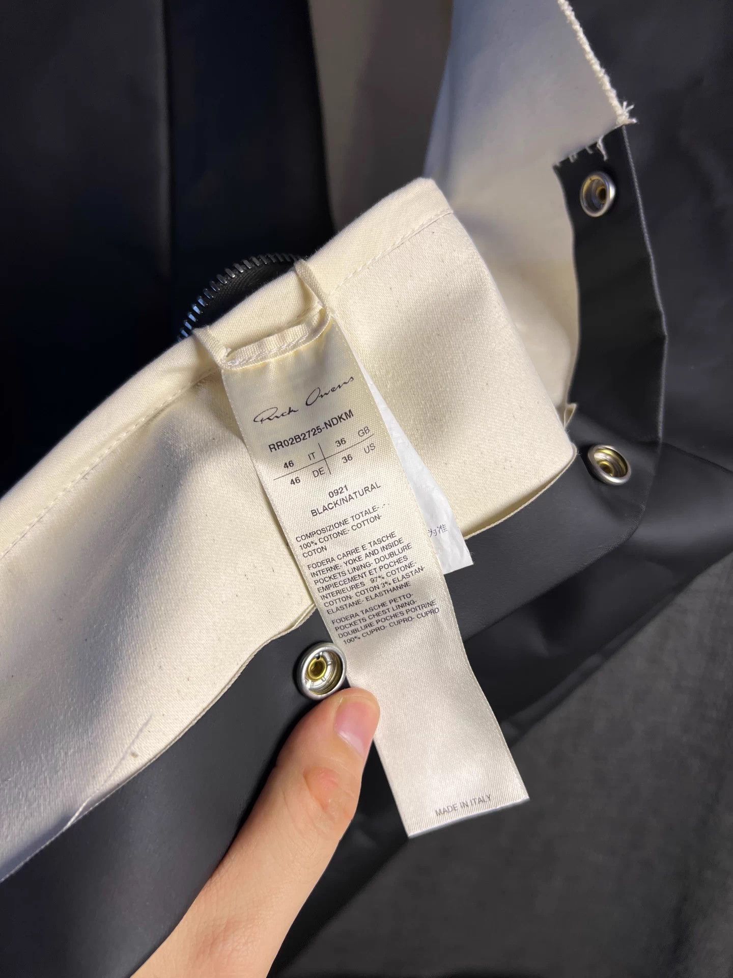 Rick Owens [Runway Item at a Great Price] Rick Owens Distressed Vest Size US S / EU 44-46 / 1 - 4 Thumbnail