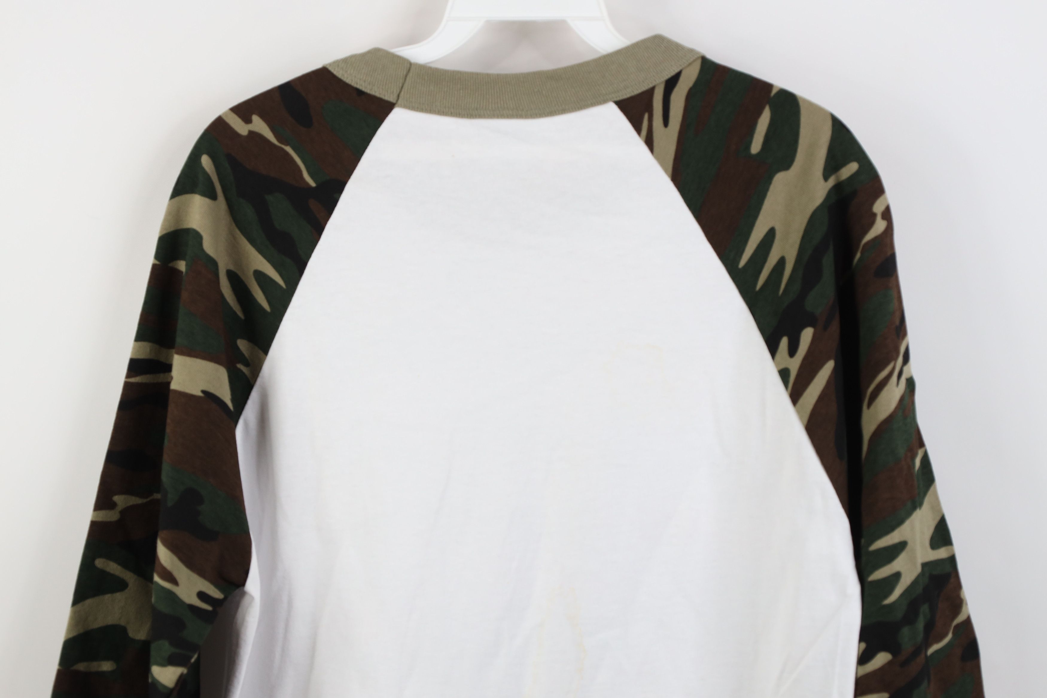 Vintage Vintage 90s Y2K Jeep Motor Co Camouflage Baseball T-Shirt Size US S / EU 44-46 / 1 - 11 Thumbnail