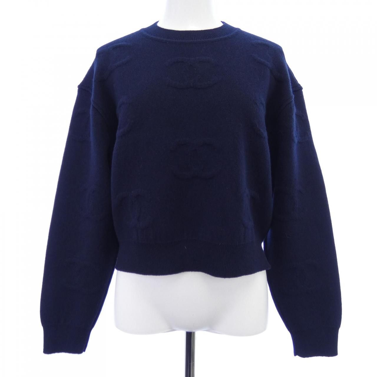 Chanel Chanel Chanel Cashmere Knitwear Textile Tops P70525K10076 DUTY FREE for USA Size ONE SIZE - 1 Thumbnail