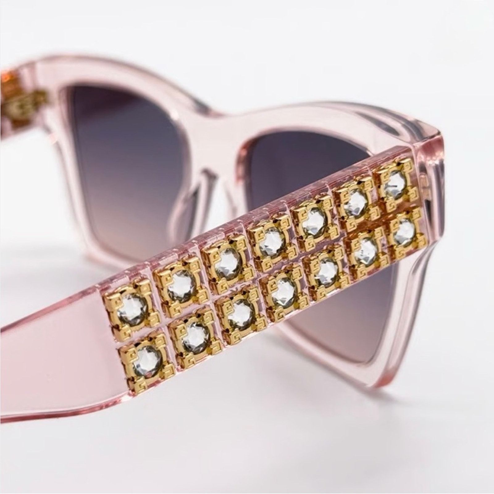 Givenchy New! Givenchy Transparent Pink Sunglasses GV40076I 72B Size ONE SIZE - 4 Thumbnail