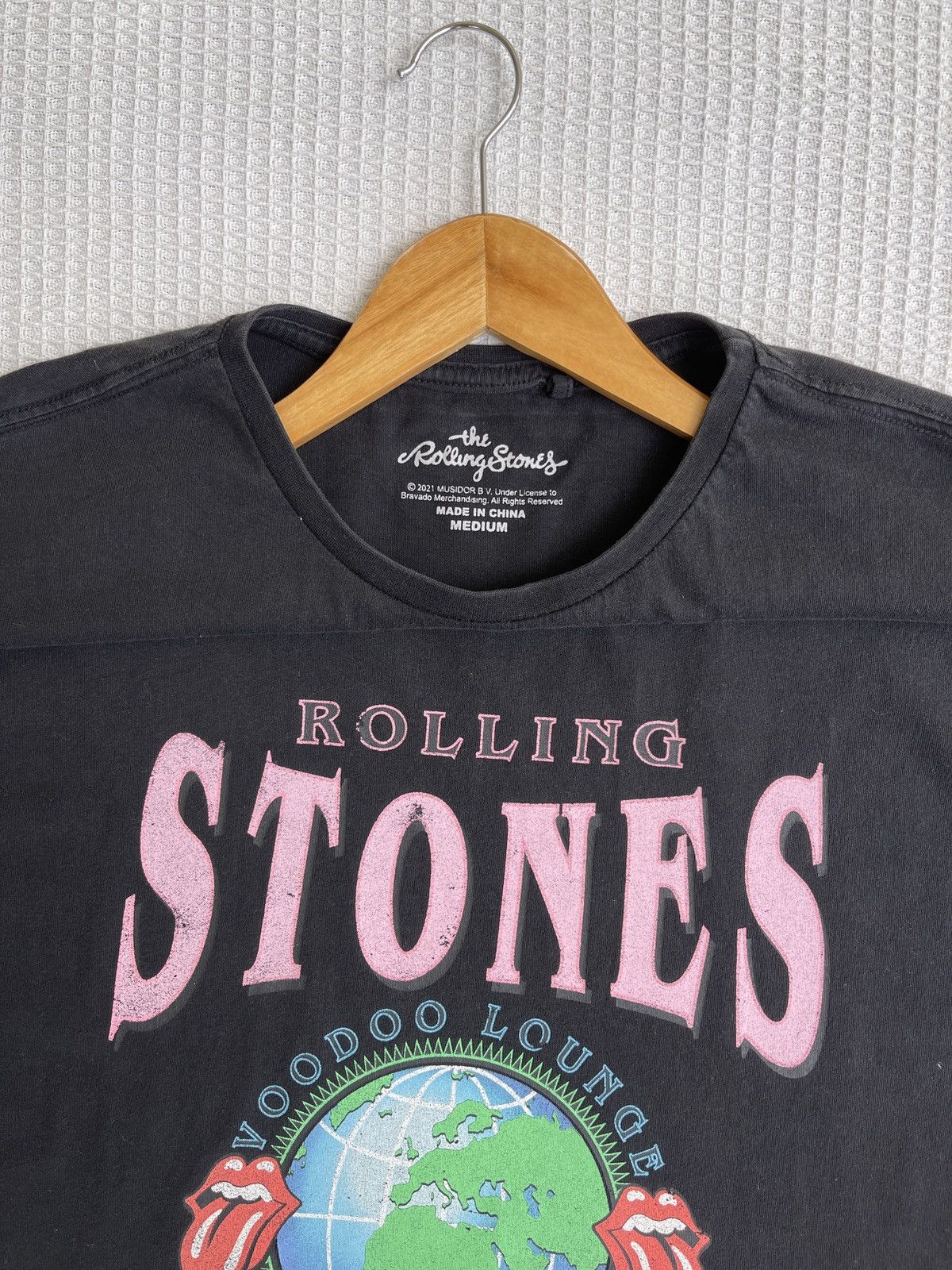 Band Tees Last Drop🔥Rare🔥Vintage THE ROLLING STONES Voodoo Lounge Tee Size US L / EU 52-54 / 3 - 8 Thumbnail