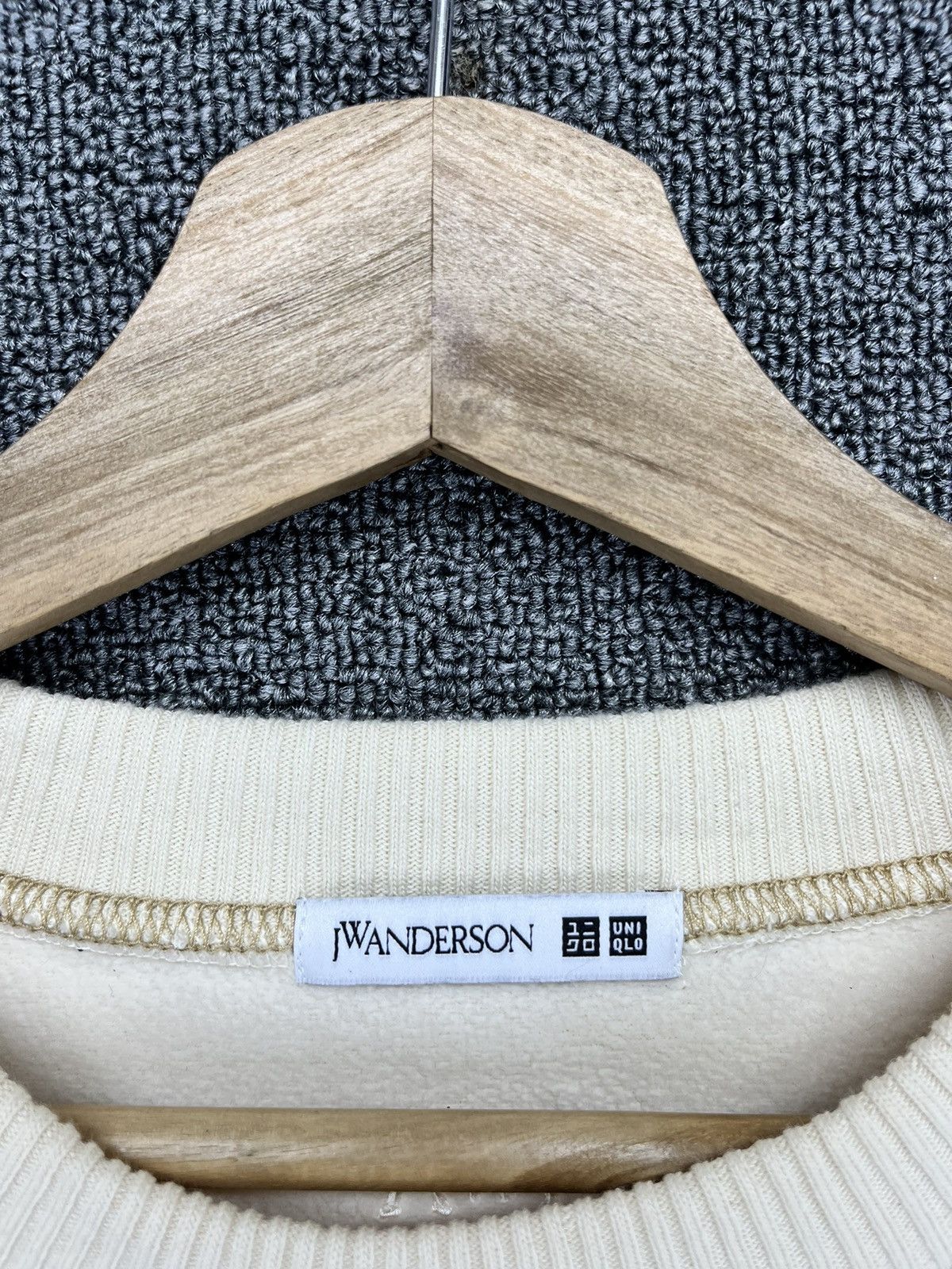 JW Anderson × Uniqlo J.W.Anderson x Uniqlo Fleece Luxury Sweatshirt Size M / US 6-8 / IT 42-44 - 3 Thumbnail