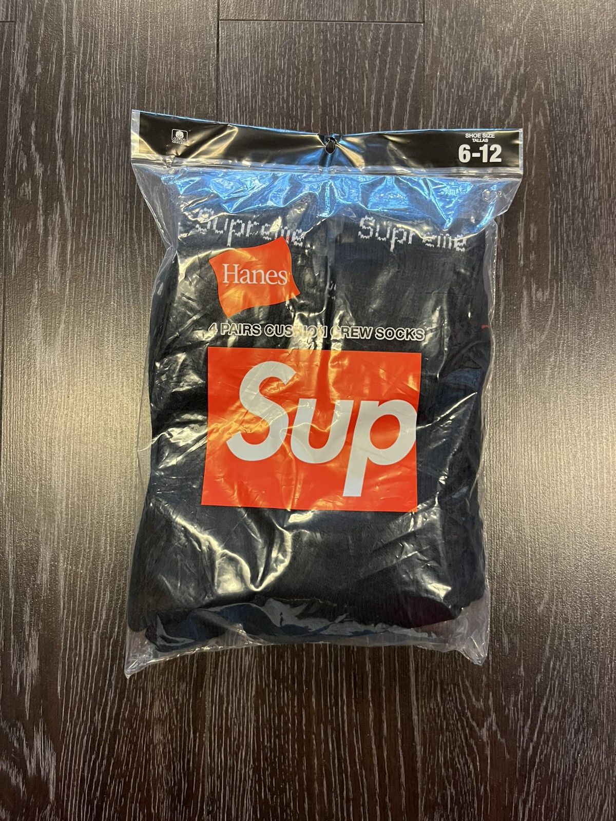 Hanes × Supreme Supreme Hanes Crew Socks Black Size ONE SIZE - 1 Thumbnail