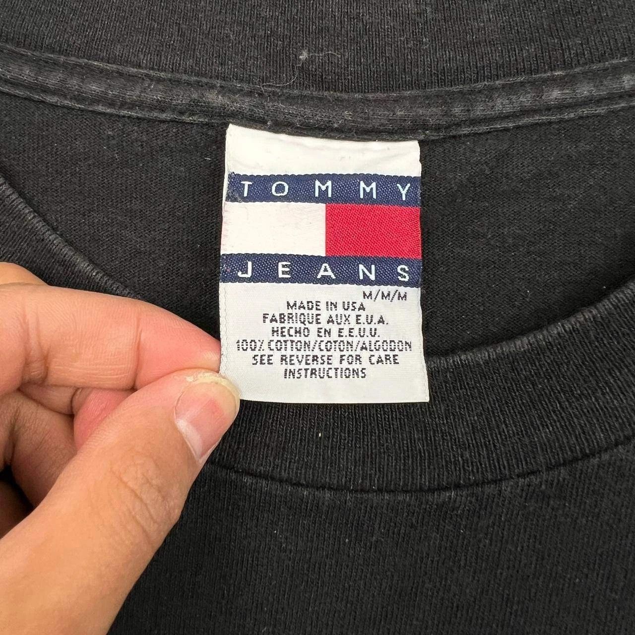 Tommy Hilfiger Vintage Tommy Hilfiger Shirt Men Black Crew Neck Cotton M Size US M / EU 48-50 / 2 - 5 Thumbnail