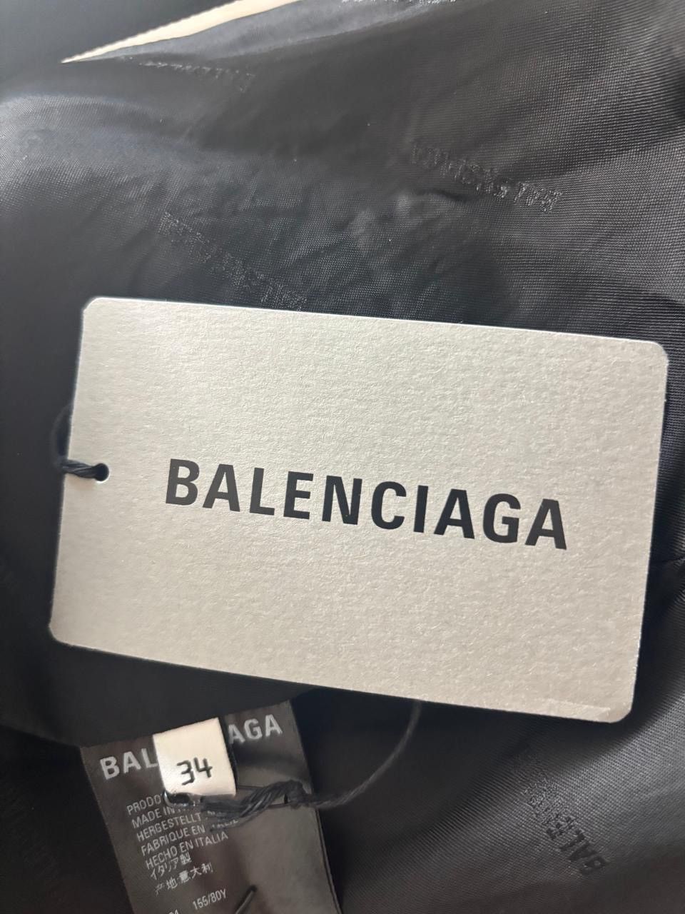 Balenciaga Balenciaga Large Destroyed Coat Size US M / EU 48-50 / 2 - 10 Thumbnail