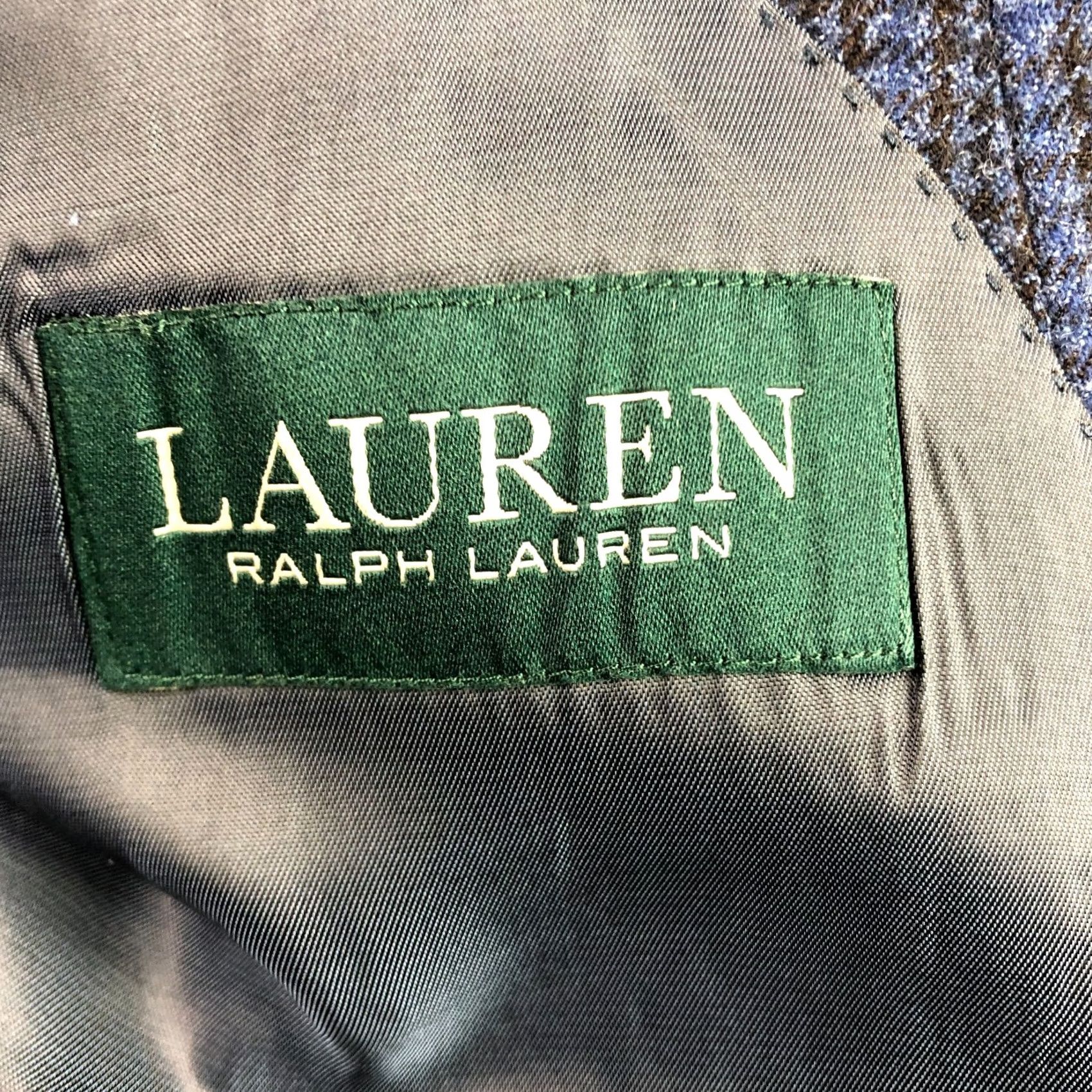 Ralph Lauren VINTAGE? No. Lauren Ralph Lauren LRL Men's Flannel Blazer Windowpane 48 Navy Blue Wool 2-Button Notch Lapel Jacket Mens Regular Pocket Inner 4-Button? Size 48R - 3 Thumbnail