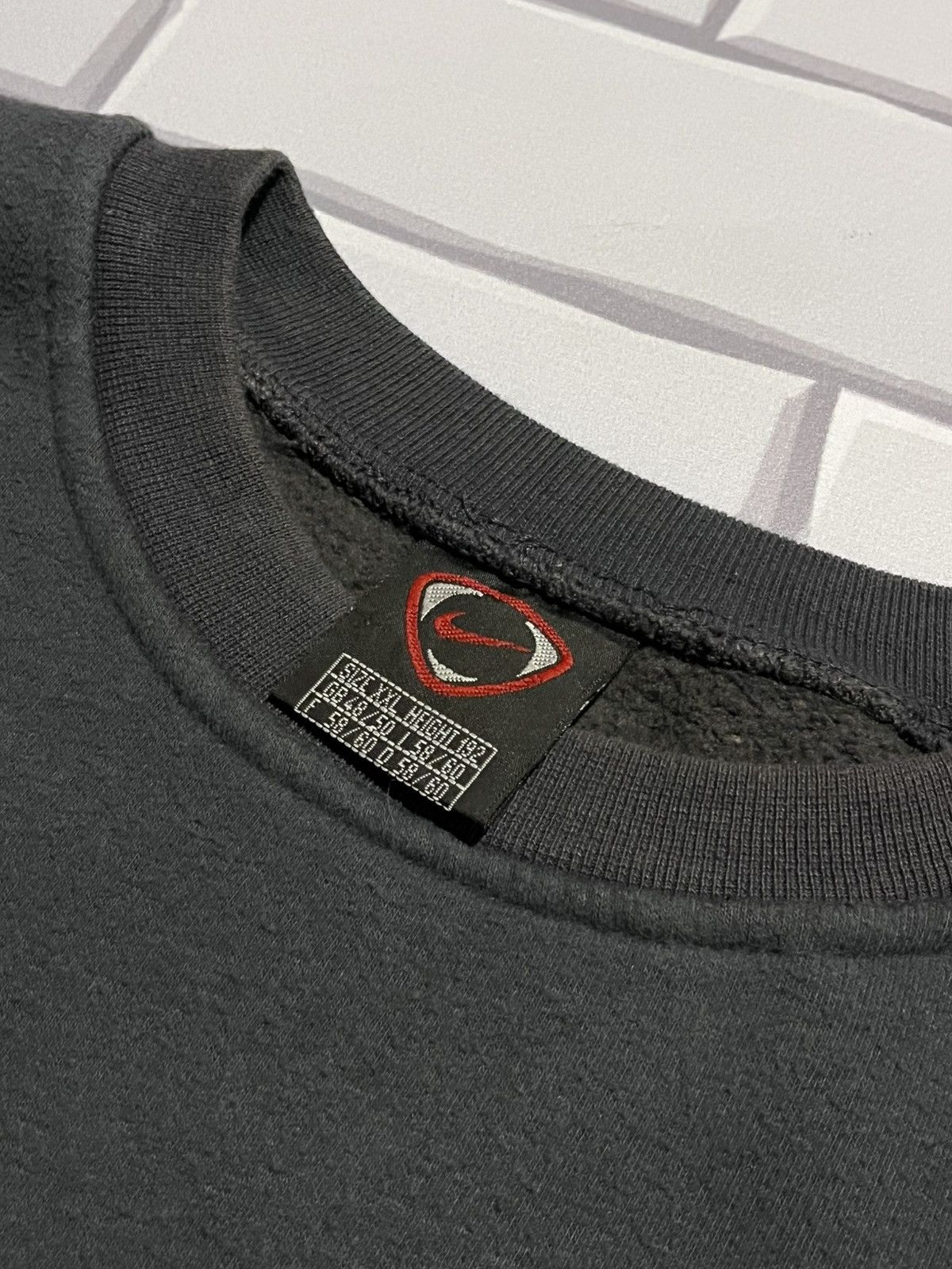 Nike RARE💫 VTG Nike Y2K “Scribble Logo” Crewneck Size US XXL / EU 58 / 5 - 4 Thumbnail