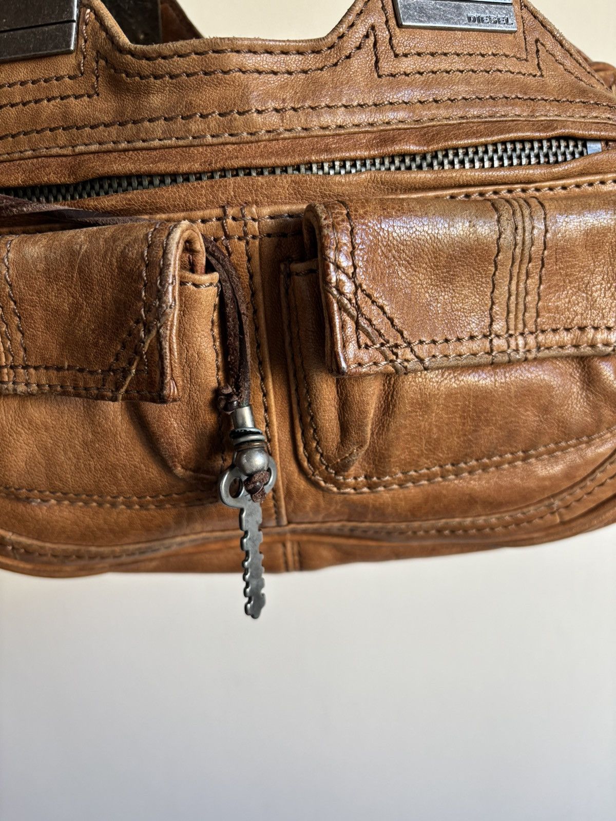 Diesel Vintage Diesel Genuine Leather Shoulder Bag Y2K rare Size ONE SIZE - 7 Thumbnail