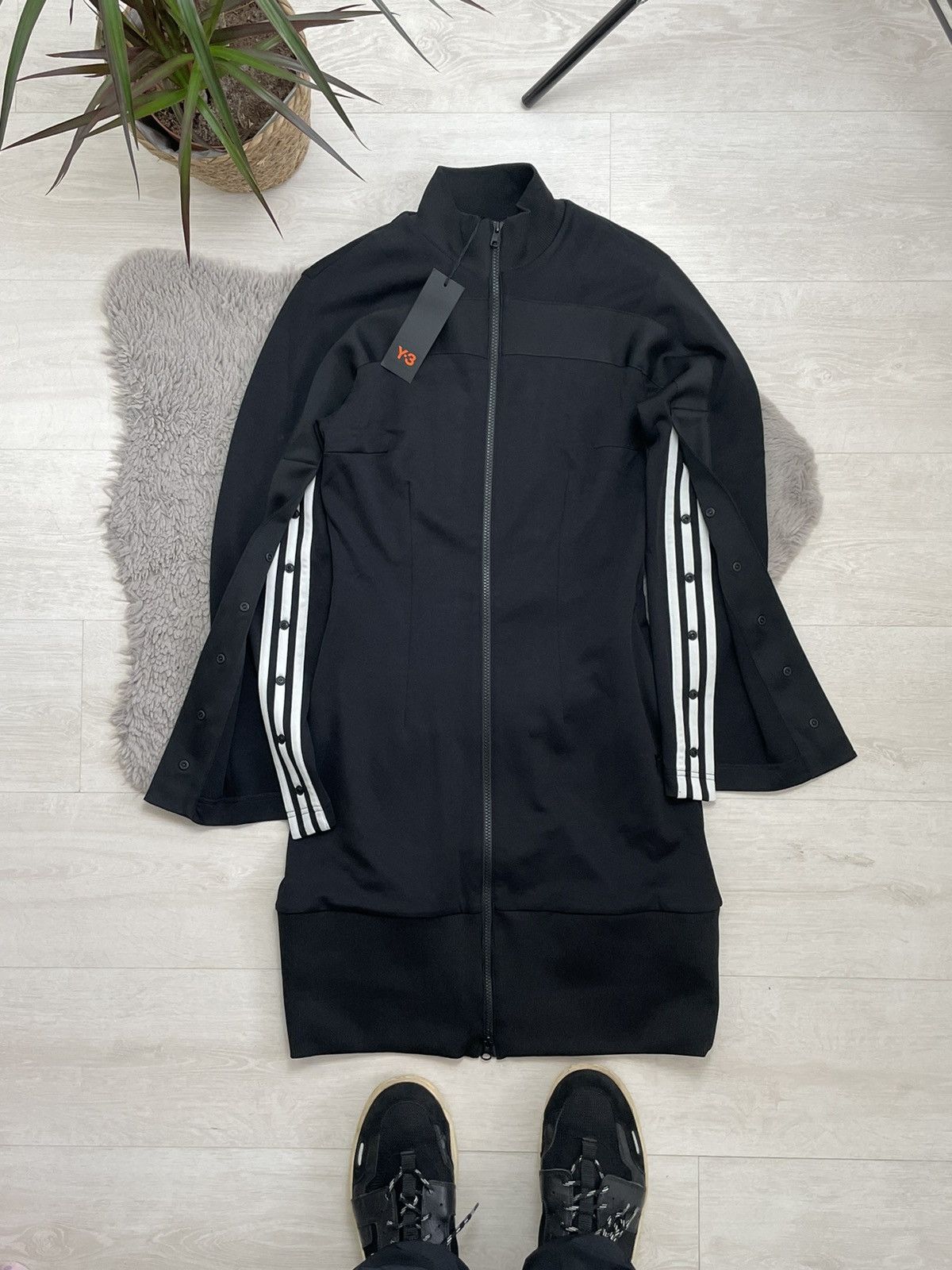 Adidas × Japanese Brand × Yohji Yamamoto Adidas x Y3 New Women Dress Rare Item Japanese Style Size M / US 6-8 / IT 42-44 - 1 Thumbnail