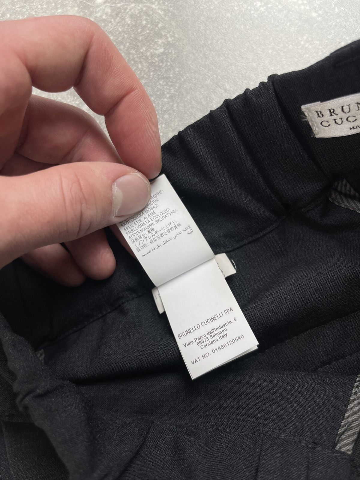 Brunello Cucinelli Brunello Cucinelli Black Wool Tapered Pants Elegant Tailored Size 27" / US 4 / IT 40 - 20 Thumbnail
