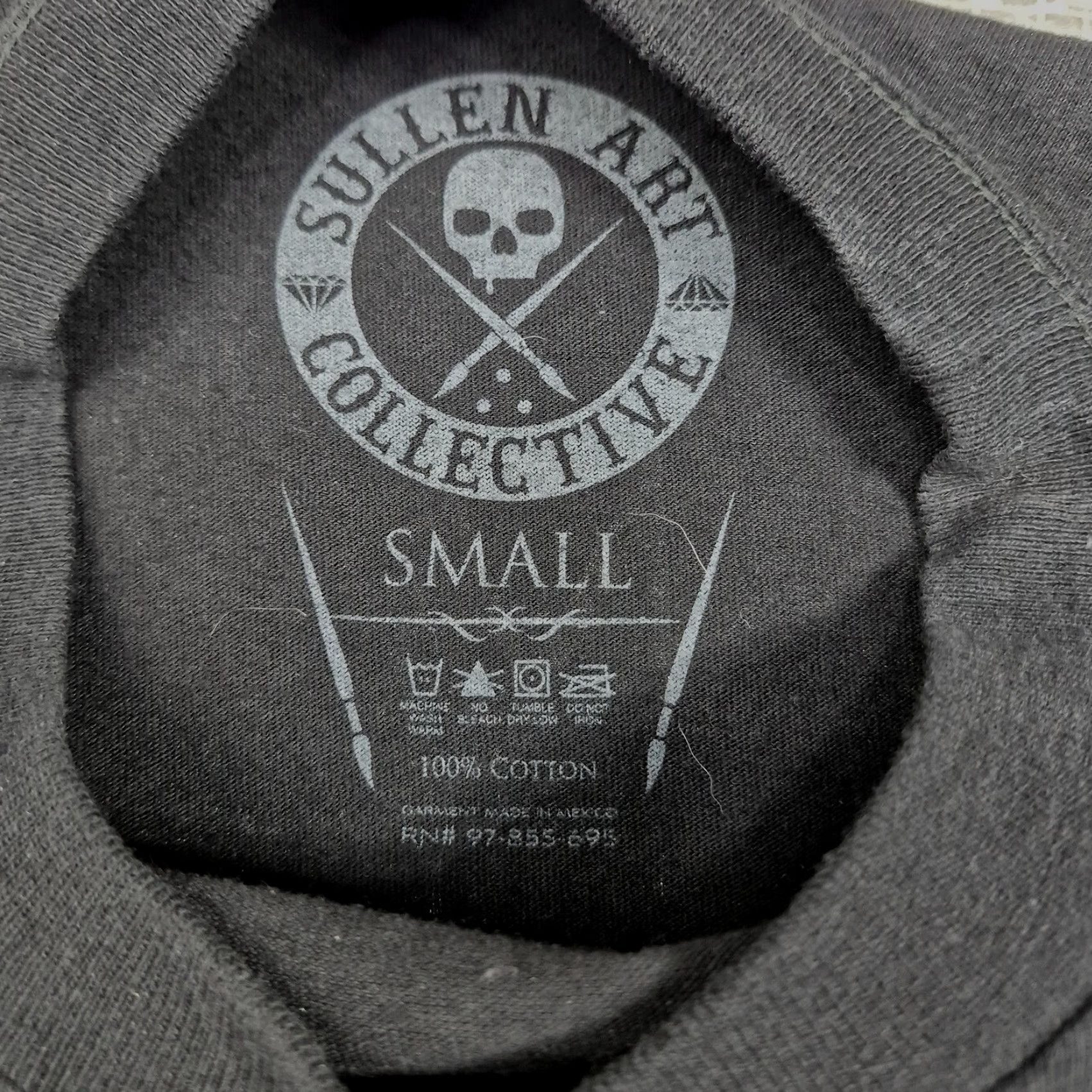 Vintage Sullen Art Collective Roman Abrego Shirt Mens Small Black Skull Tattoo Graphic Crew Neck Short Sleeve T-Shirt Size US S / EU 44-46 / 1 - 7 Thumbnail