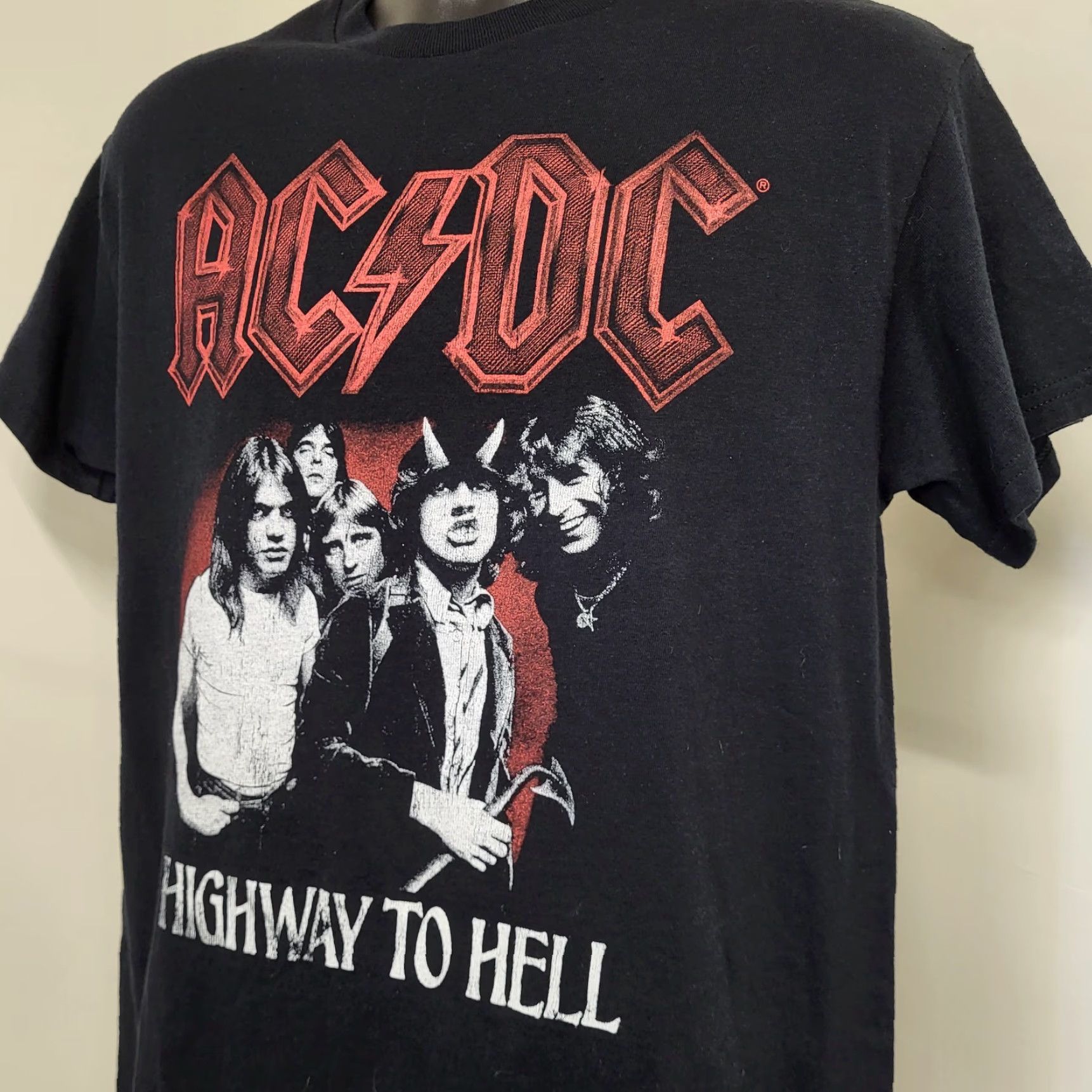 Vintage AC/DC Highway To Hell T-Shirt Men's Size M Black Short Sleeve Crew Neck Band Rock Music 80s Band Merch Holiday Sale Size US M / EU 48-50 / 2 - 3 Thumbnail