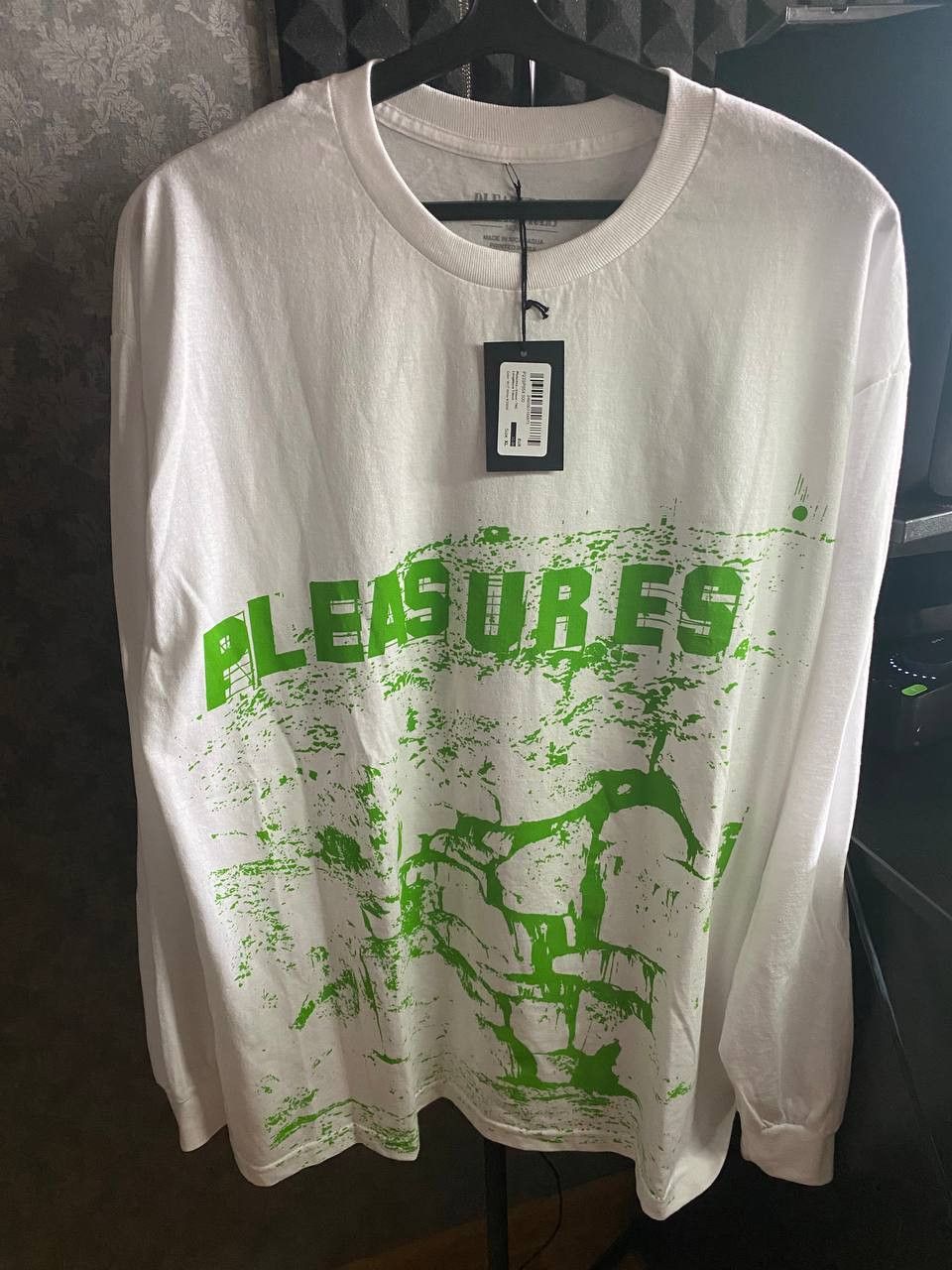 Pleasures Pleasures - THC Longsleeve T-Shirt Size US XL / EU 56 / 4 - 8 Thumbnail