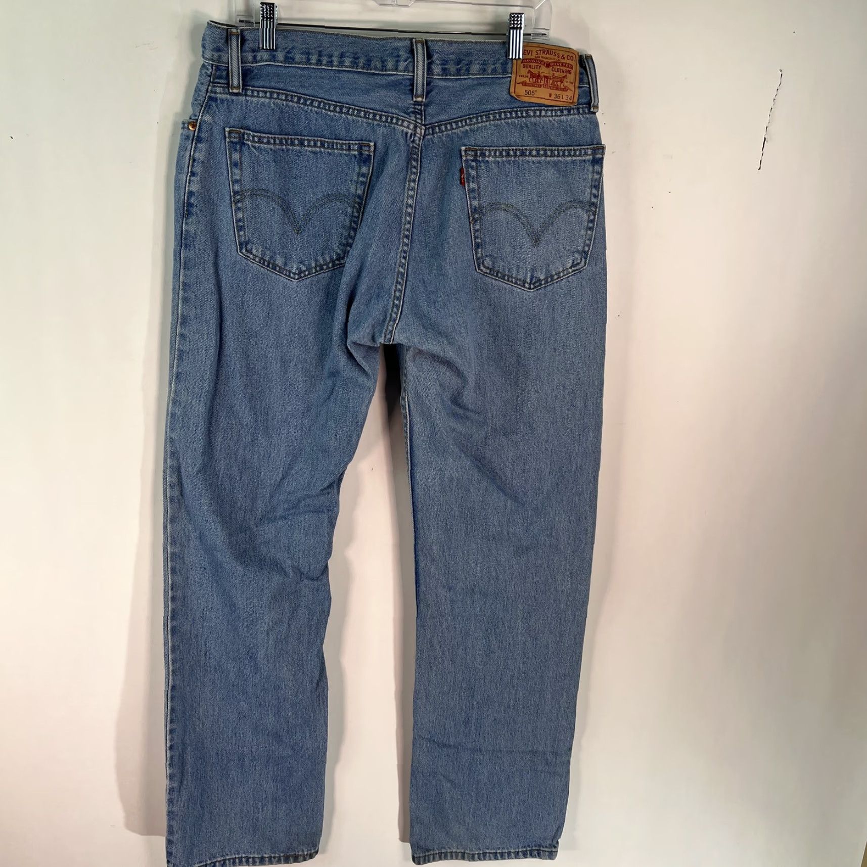 Levi's Levi's 505 Jeans Mens Regular Blue Denim Straight Leg 36x34 Mid Rise 5-Pocket Pockets Denim Cotton Blend Button Zipper 36 Mens Size US 36 / EU 52 - 2 Thumbnail