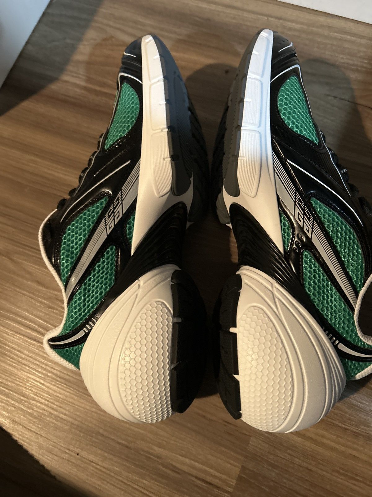 Givenchy Givenchy TK-MX Runner SIZE 44 EU US MENS 11 Size US 11 / EU 44 - 7 Thumbnail