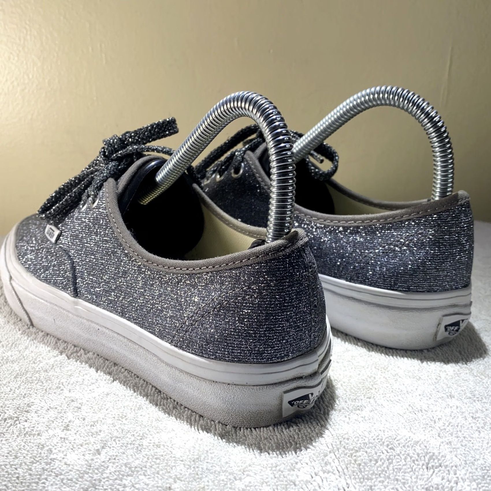 Vintage Grays Women Flat Sneaker Van Glitter Sliver Gray Size 7 Ladies 7 US Gray Size US 7 / IT 37 - 6 Thumbnail