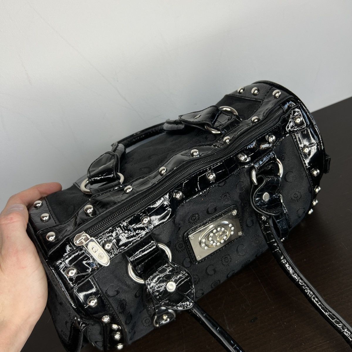 Guess Guees Style Shoulder Mini Bag Baguette Y2K Avant-garde 00’s Size ONE SIZE - 8 Thumbnail