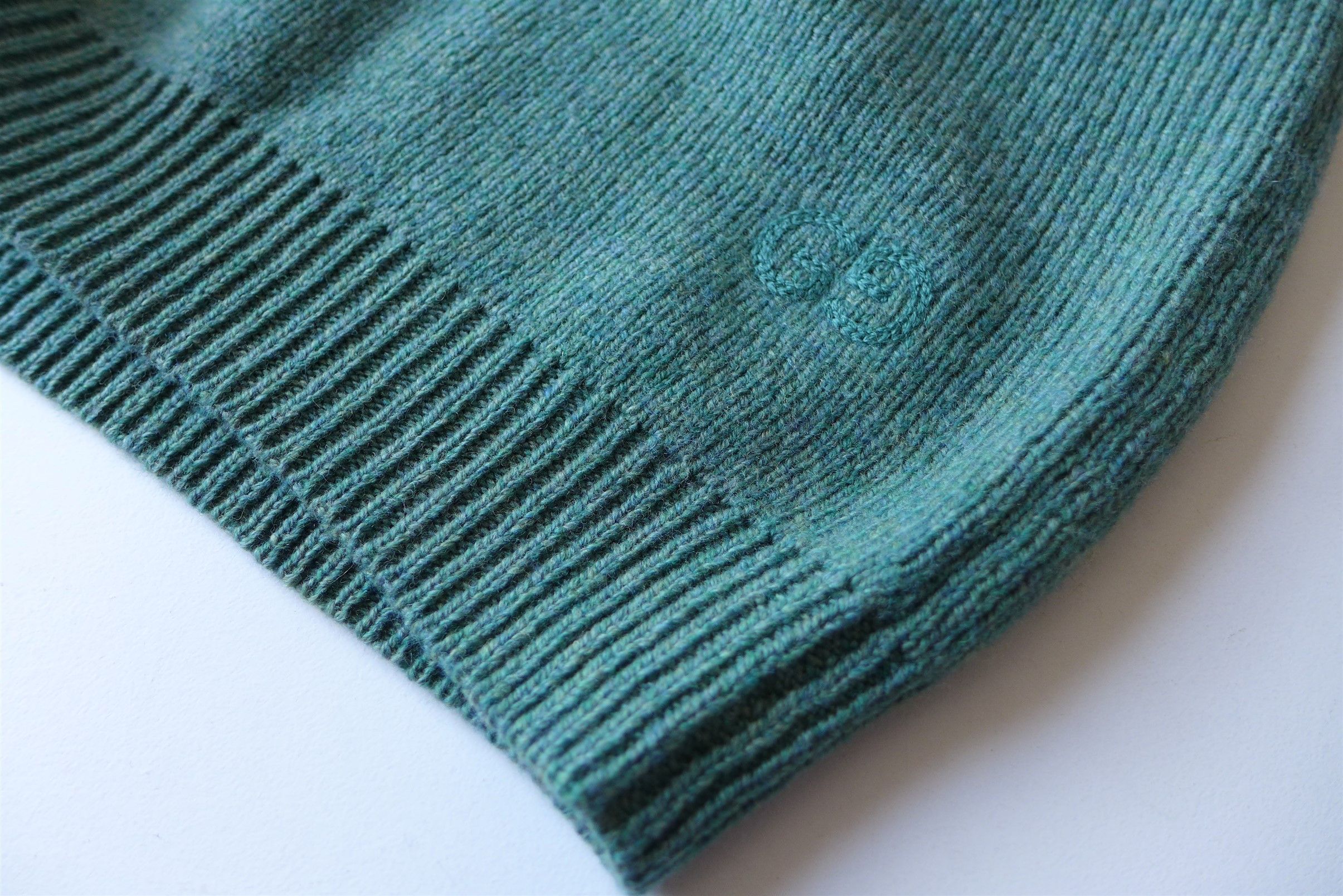 Gucci Gucci GG V-Neck Wool Sweater (Slim Fit) Size US L / EU 52-54 / 3 - 8 Thumbnail