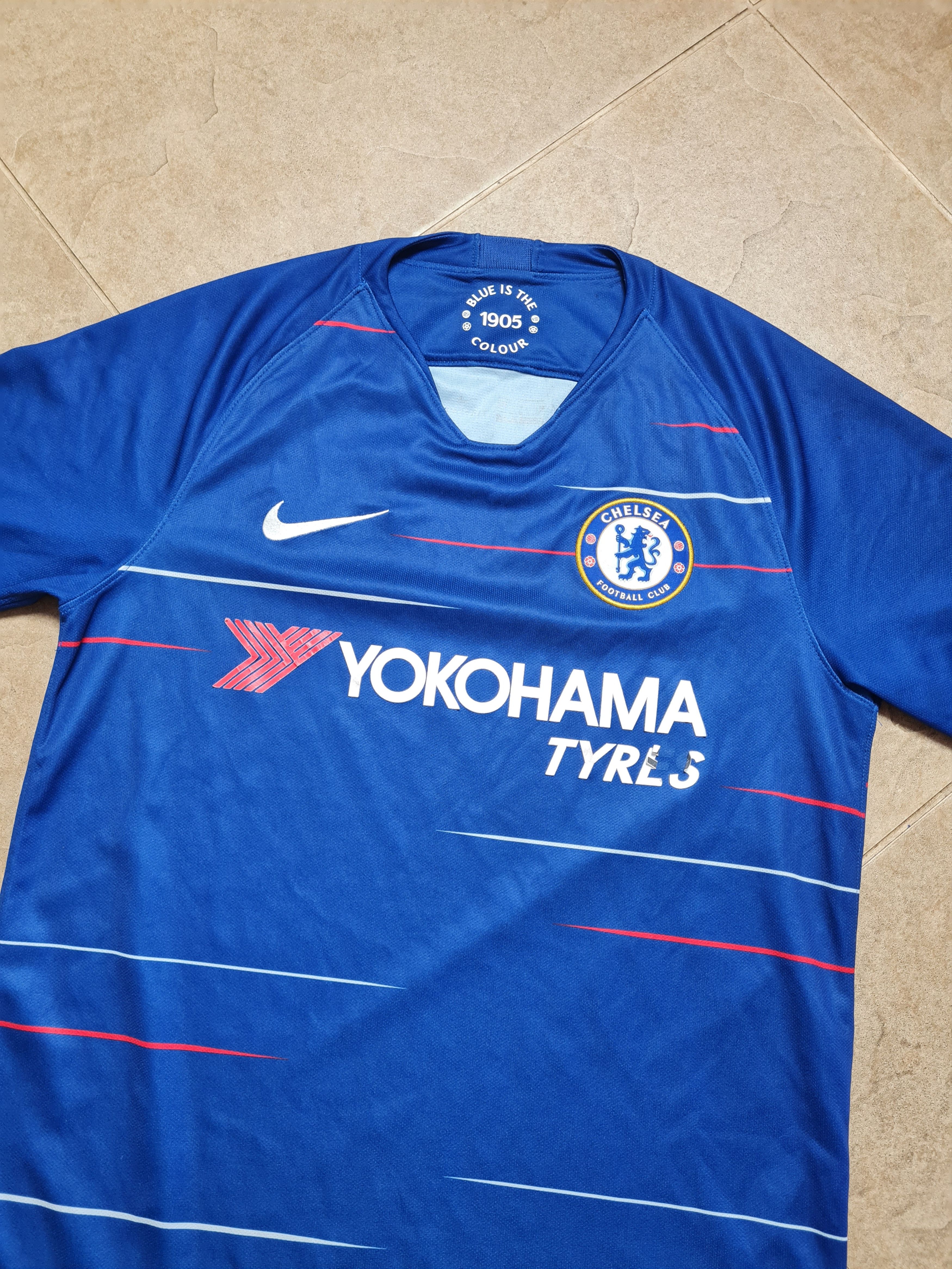 Nike Chelsea FC Home Shirt 2018-2019 Jersey Football 919009-496 Size US S / EU 44-46 / 1 - 14 Thumbnail