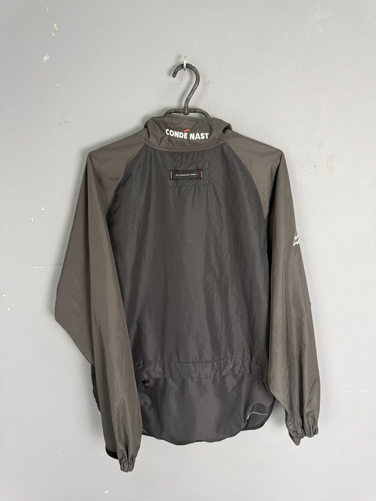 Nike Vintage Nike ACG Jacket Size US L / EU 52-54 / 3 - 7 Thumbnail