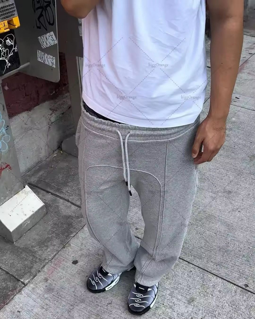 Japanese Brand × Other Embroidered Wideleg Sweatpants Size US 31 - 2 Thumbnail