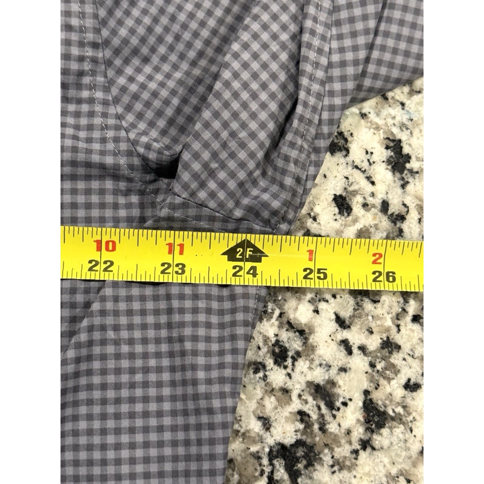 Vineyard Vines Vineyard Vines Shirt Adult LT Gray Plaid Tucker Performance Classic Fit Button-Up Mens Size US L / EU 52-54 / 3 - 3 Thumbnail