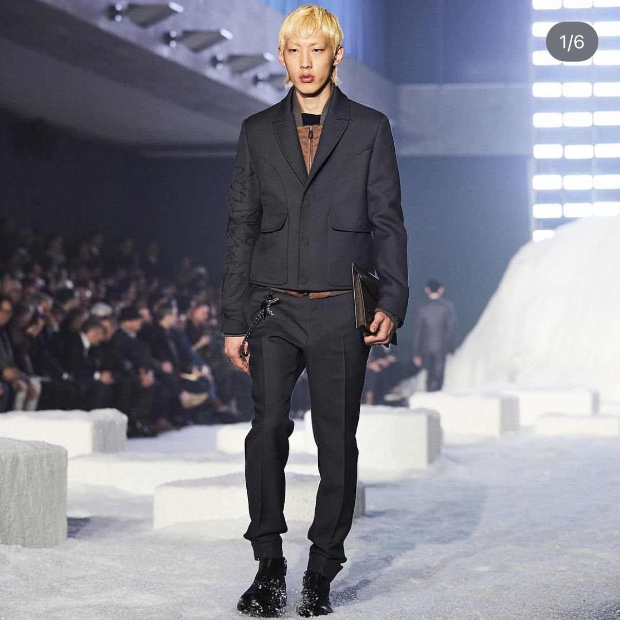 Ermenegildo Zegna Ermenegildo Zegna Runway Bomber Size US M / EU 48-50 / 2 - 9 Thumbnail
