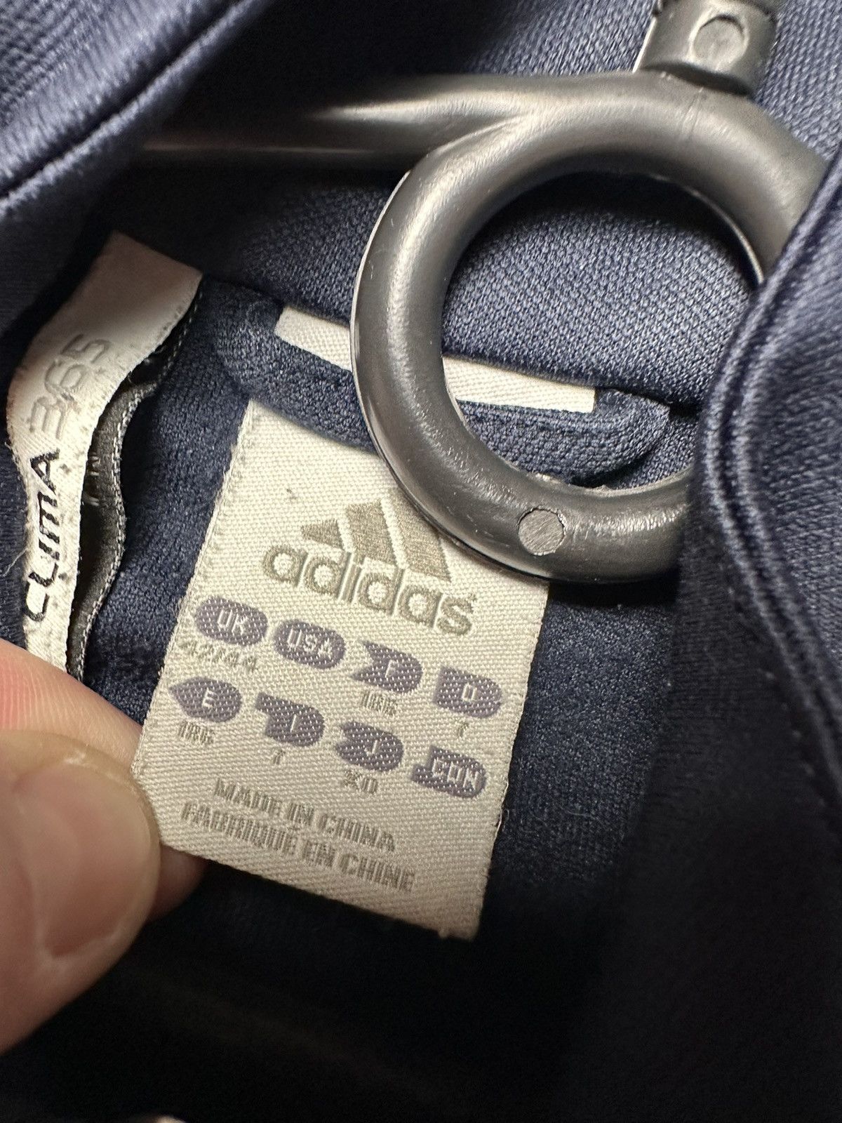 Adidas Vintage adidas Chelsea soccer sweatshirt size L Samsung Size US L / EU 52-54 / 3 - 5 Thumbnail