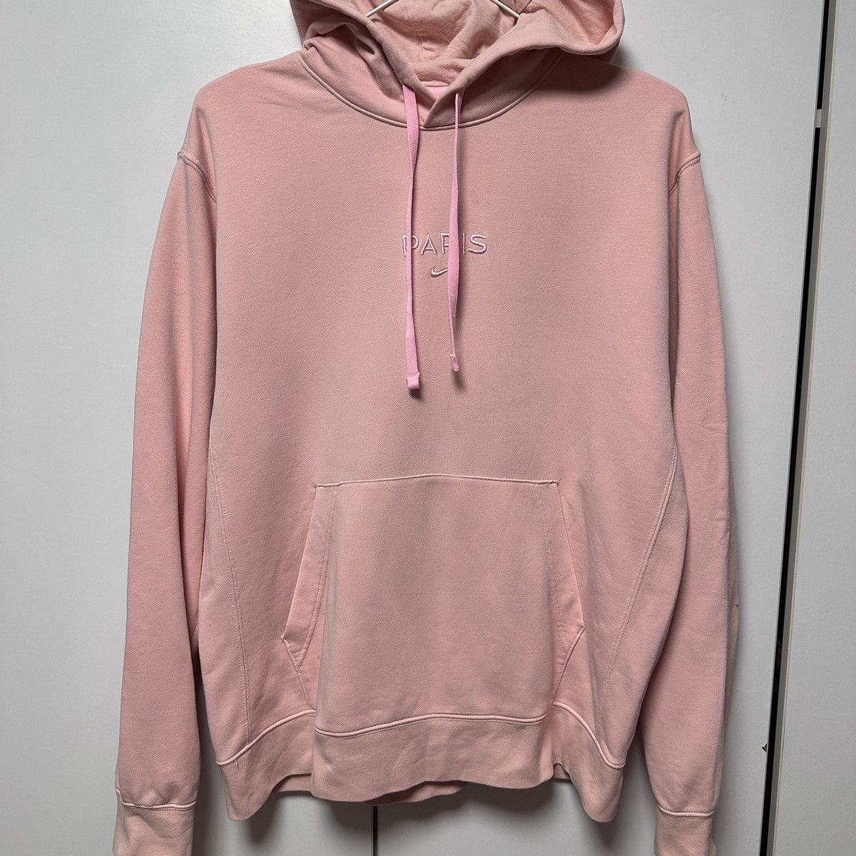Nike Nike men’s Paris Saint- Germain hoodies Size US M / EU 48-50 / 2 - 2 Thumbnail