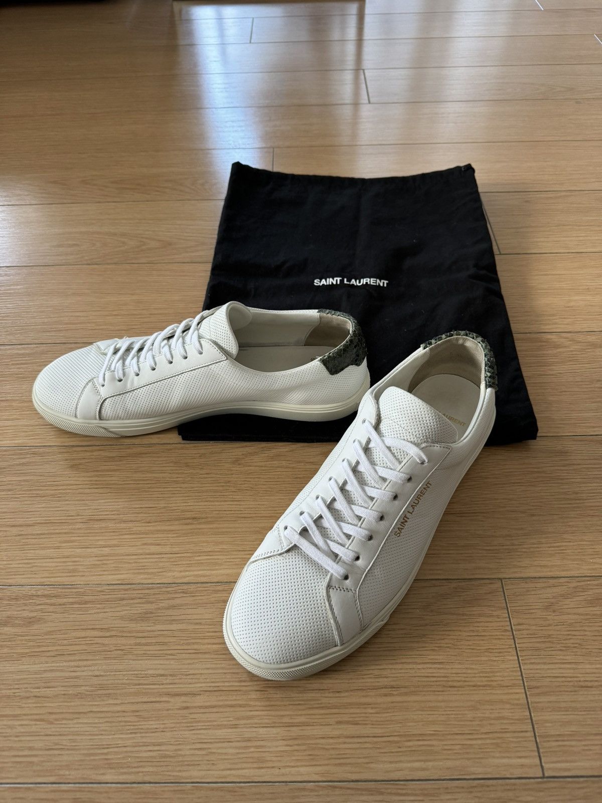 image of Saint Laurent Paris Saint Laurent White And Green Snake Andy Sneakers - Men’S 43, Men's (Size 10)