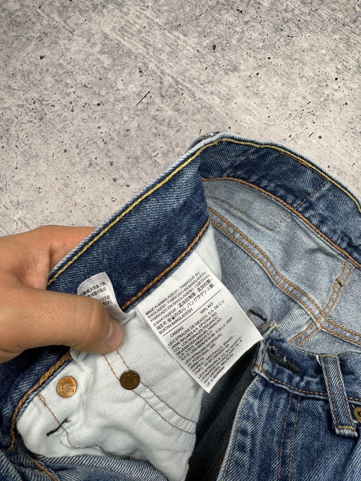 Levi's × Vintage Vintage Levi’s 751 Y2K Blue Stonewashed Denim Jeans Pants Size US 32 / EU 48 - 14 Thumbnail