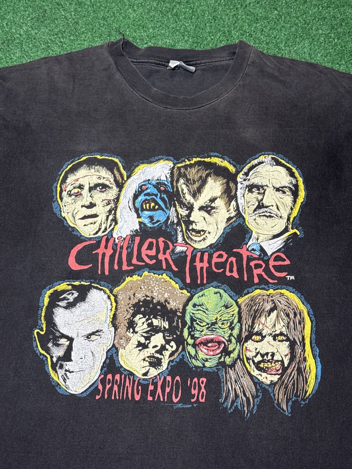 Vintage Vintage 90s Horror FADED Movie Exorcist Monster XL T Shirt Size US XL / EU 56 / 4 - 2 Thumbnail