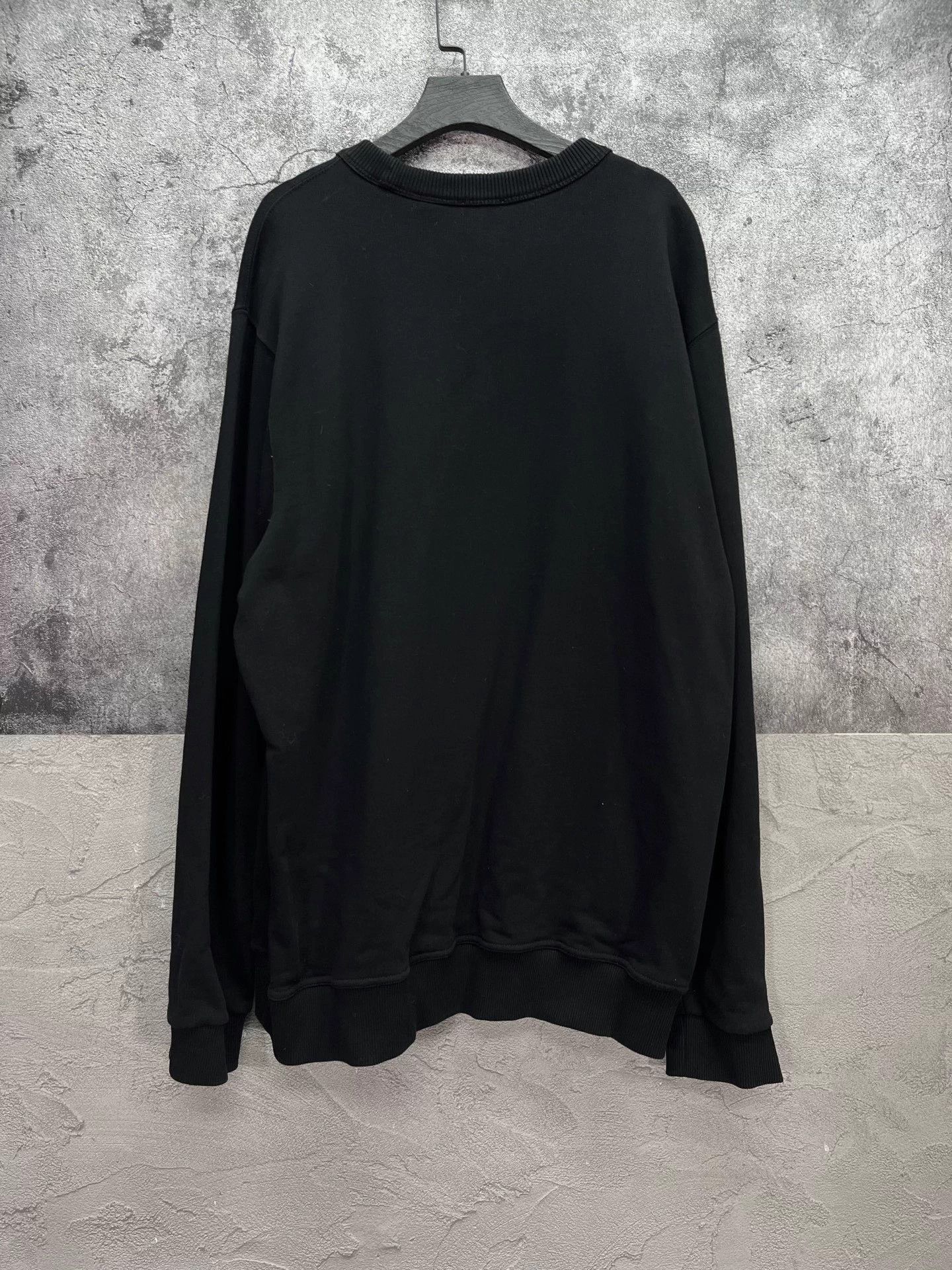 Burberry BURBERRY TB crewneck sweatshirt L 99 new Size US L / EU 52-54 / 3 - 2 Thumbnail