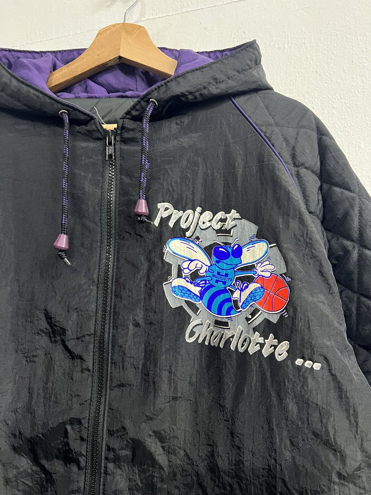 NBA × Vintage Vintage 90s NBA Charlotte Hornets Swingster Jacket Size US L / EU 52-54 / 3 - 3 Thumbnail