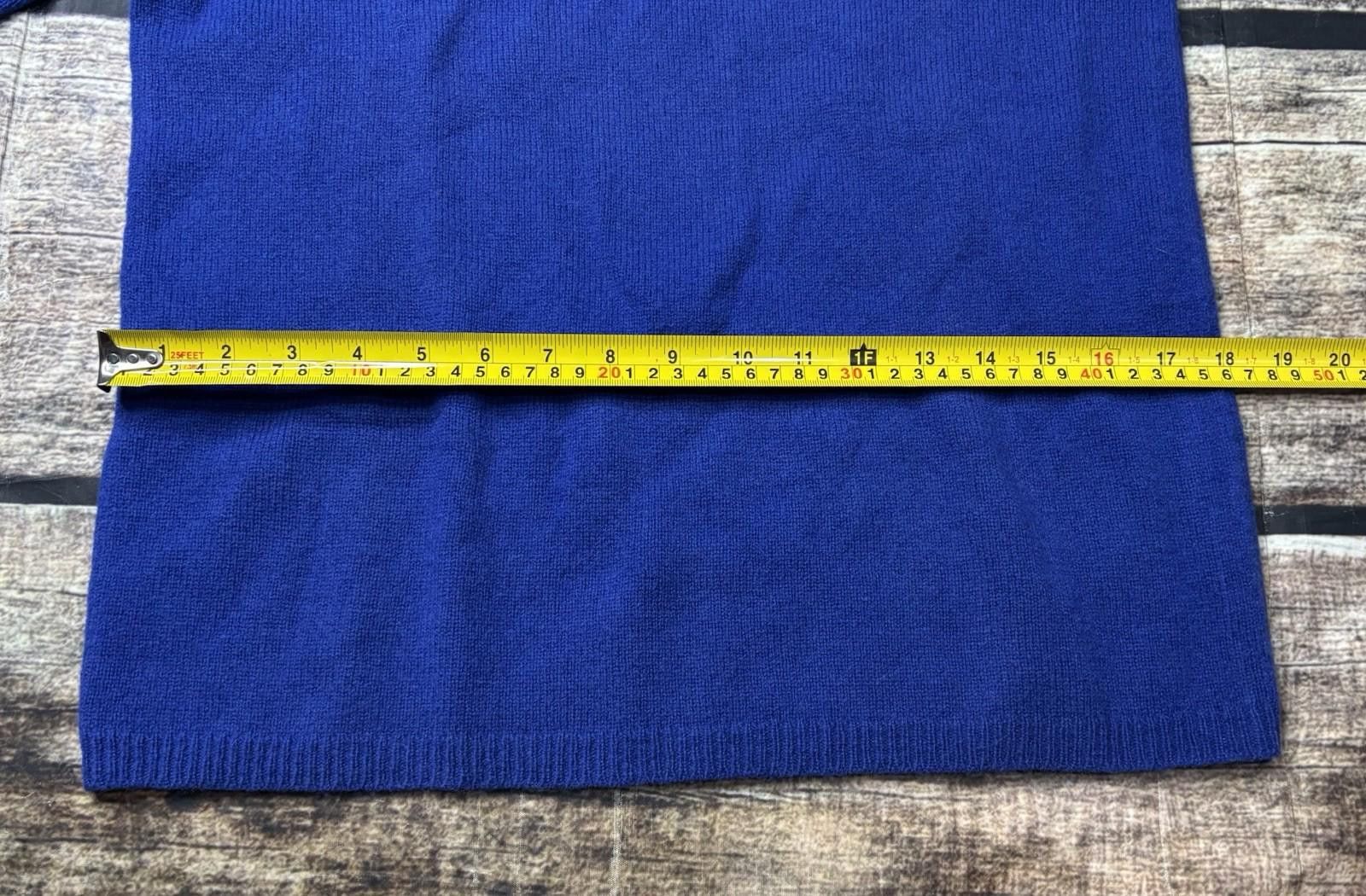 Old Navy Old Navy Sweater Womens Medium Lambswool Blue Crew Neck Size M / US 6-8 / IT 42-44 - 10 Thumbnail