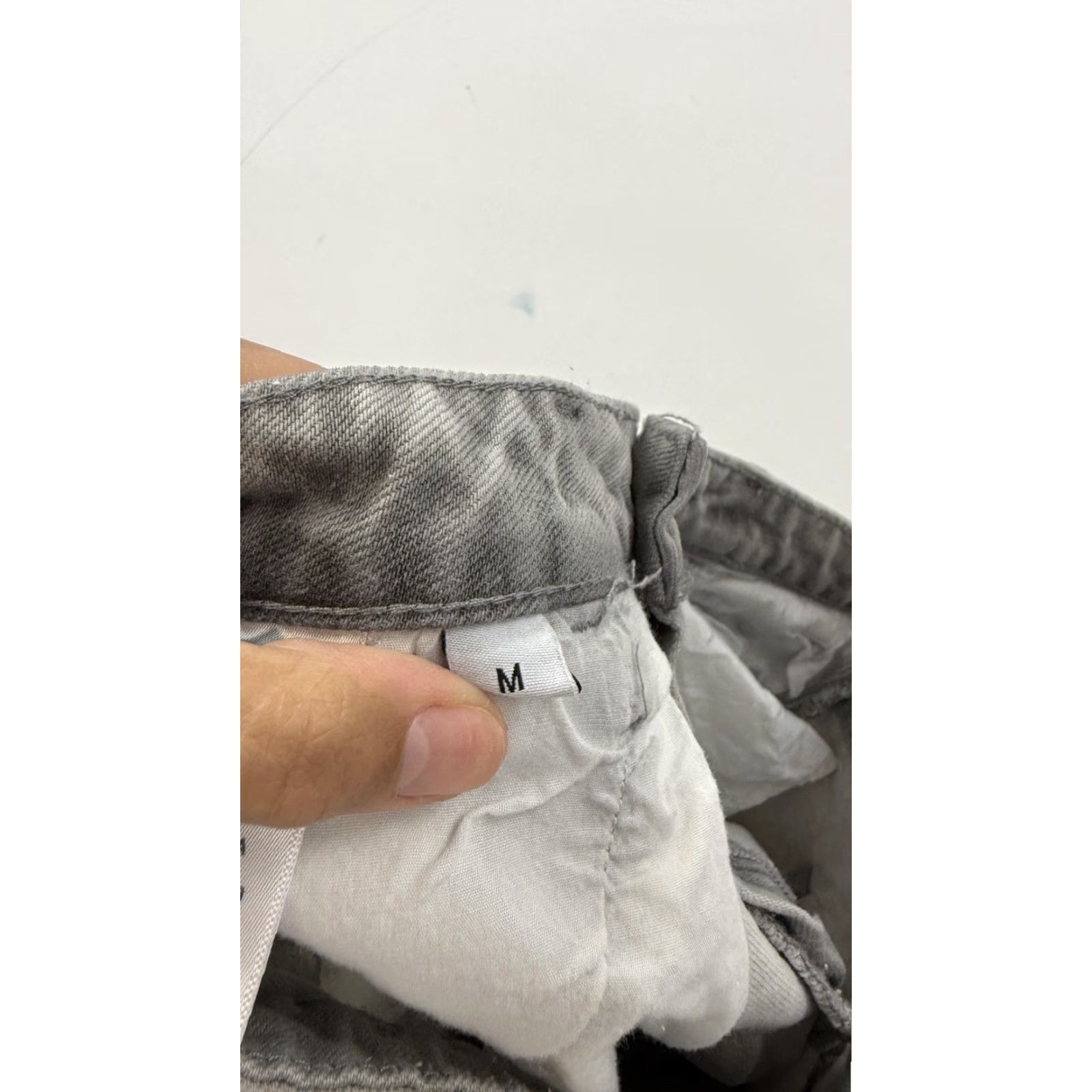 Denime VERVET Denim Shorts Women Medium Gray Button Fly Distressed Frayed Hem VT929 Size 32" / US 10 / IT 46 - 6 Thumbnail