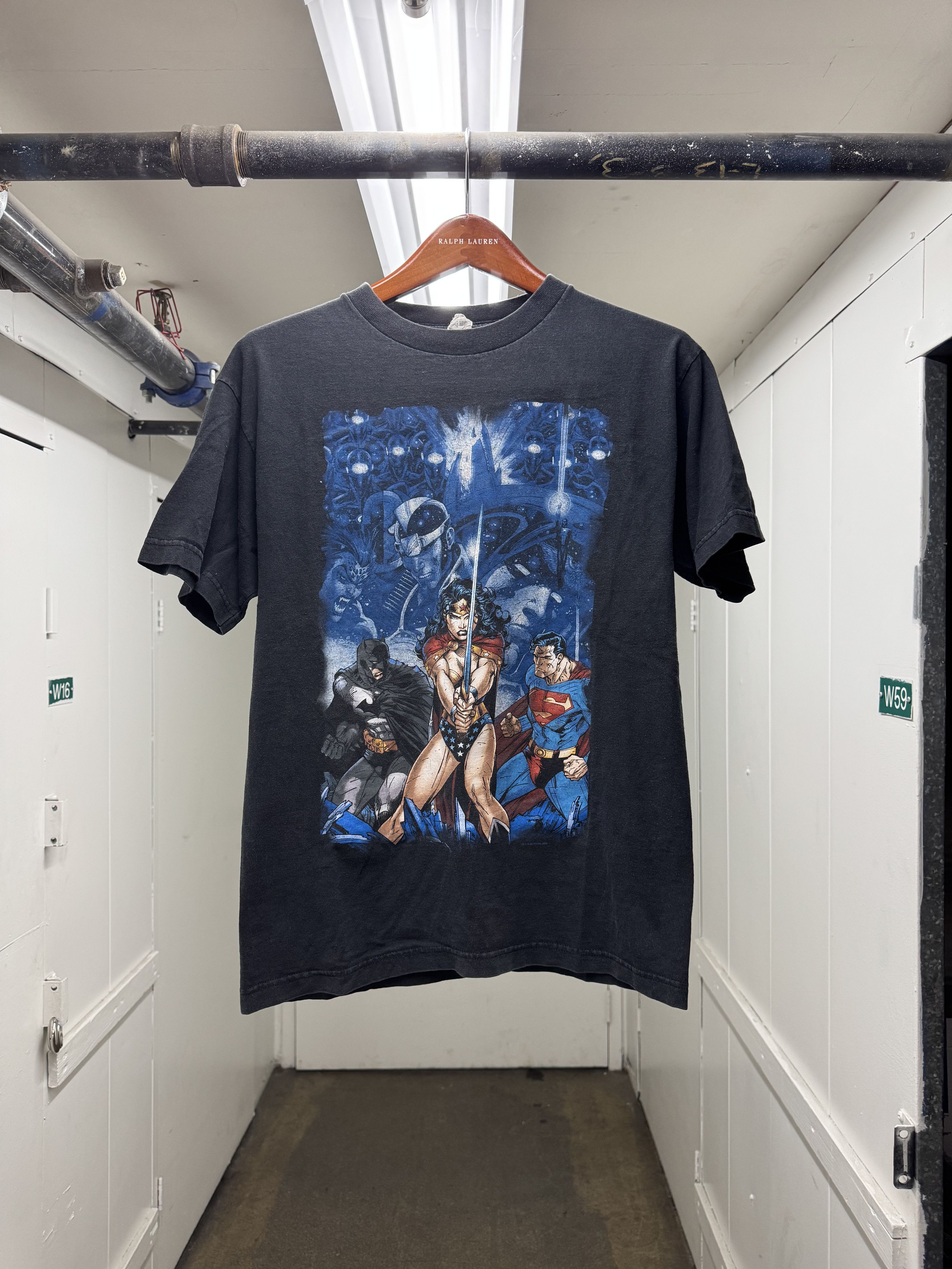 Other Vintage DC Justice League Batman Superman Wonder Woman Tee Size US M / EU 48-50 / 2 - 1 Thumbnail