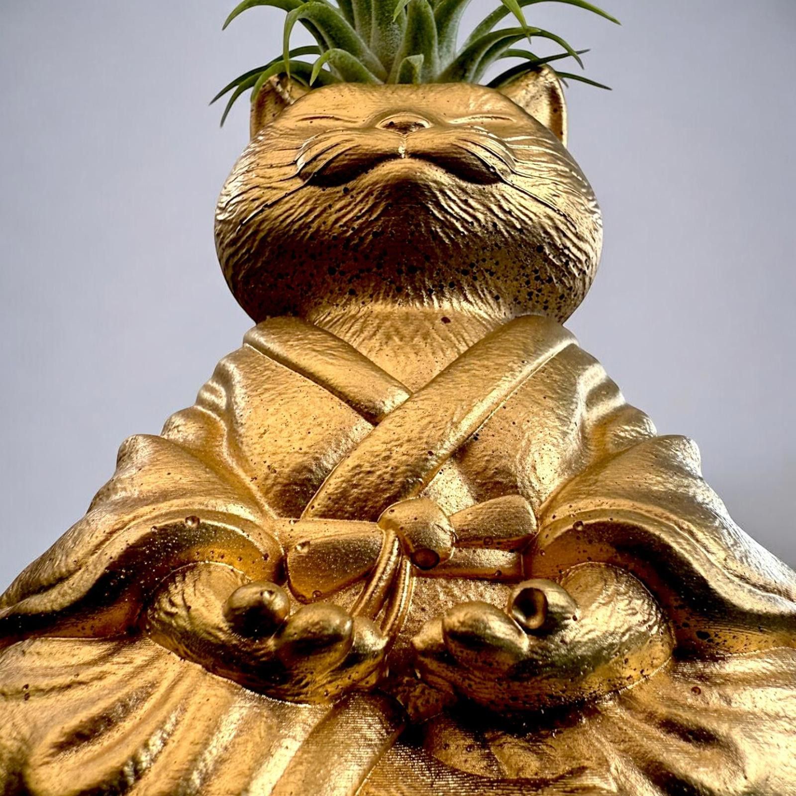 Other Lucky Cat Tillandsia Planter Pot, Golden Zen Decor Air Plant Size ONE SIZE - 3 Thumbnail