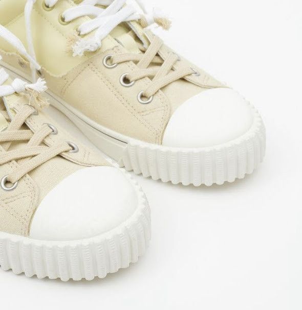 Maison Margiela o1w1db10324 Sneaker in White Size US 11 / EU 44 - 2 Thumbnail
