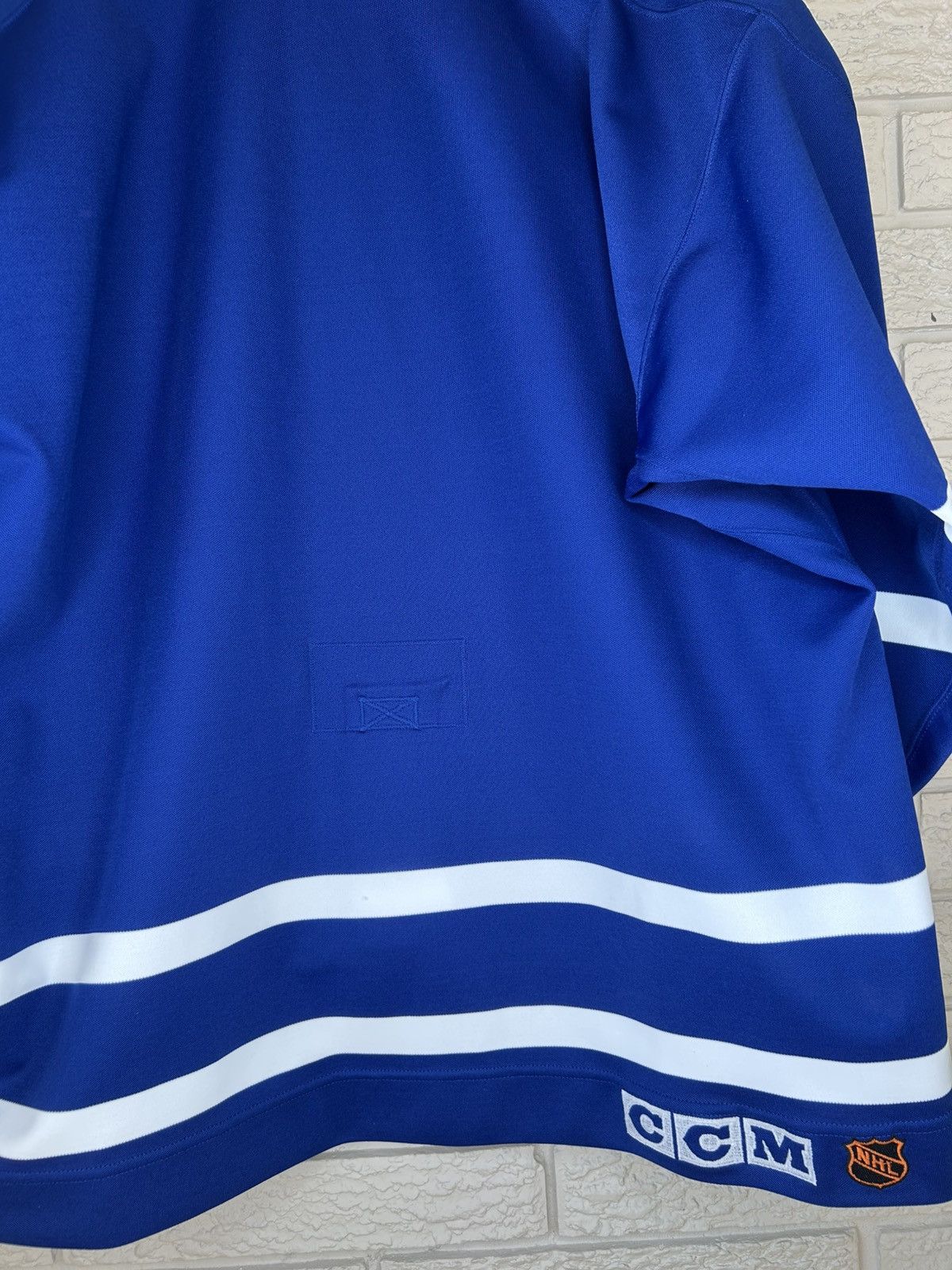 Ccm Vintage CCM Toronto Maple Leafs Center Ice Jersey Size US XXL / EU 58 / 5 - 11 Thumbnail