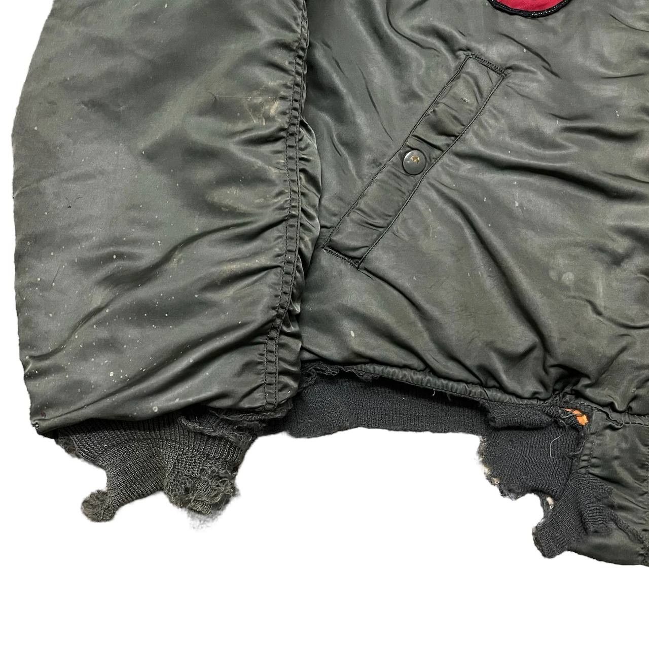 Alpha Industries Vintage 60's Alpha Industries Ma 1 Bomber Jacket Thrashed Size US M / EU 48-50 / 2 - 7 Thumbnail