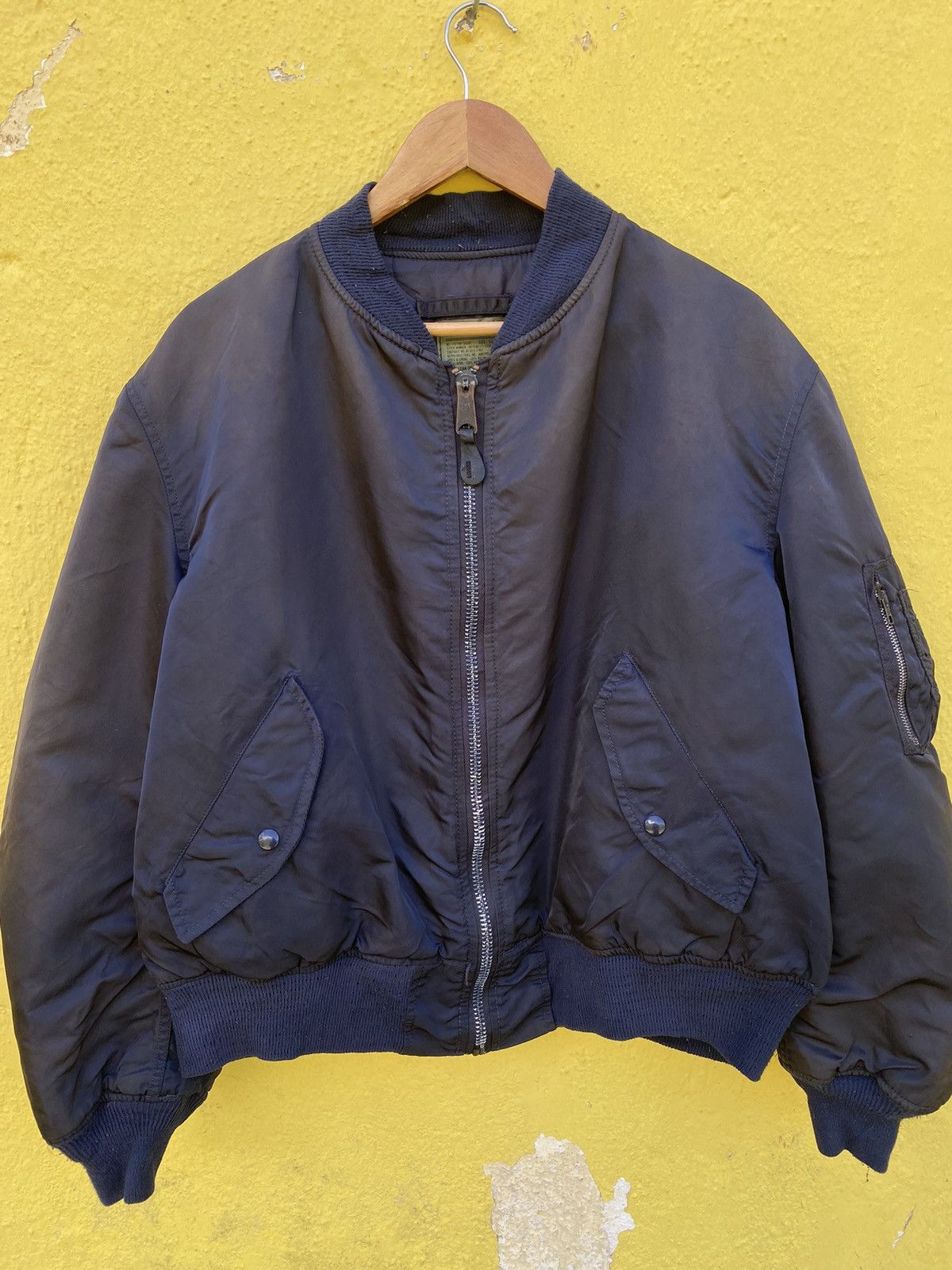 Alpha Industries × Vintage Vintage Alpha industries sunfaded bomber jacket Size US XL / EU 56 / 4 - 7 Thumbnail