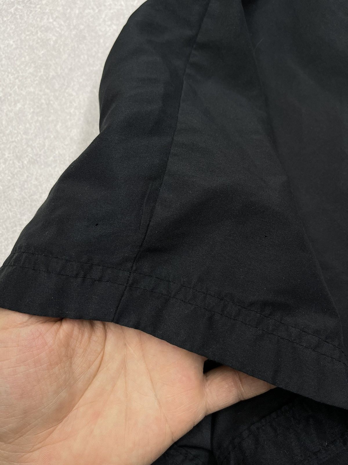 Calvin Klein Mens Calvin Klein Swimwear Black Shorts Lampas Y2K Size US 30 / EU 46 - 8 Thumbnail
