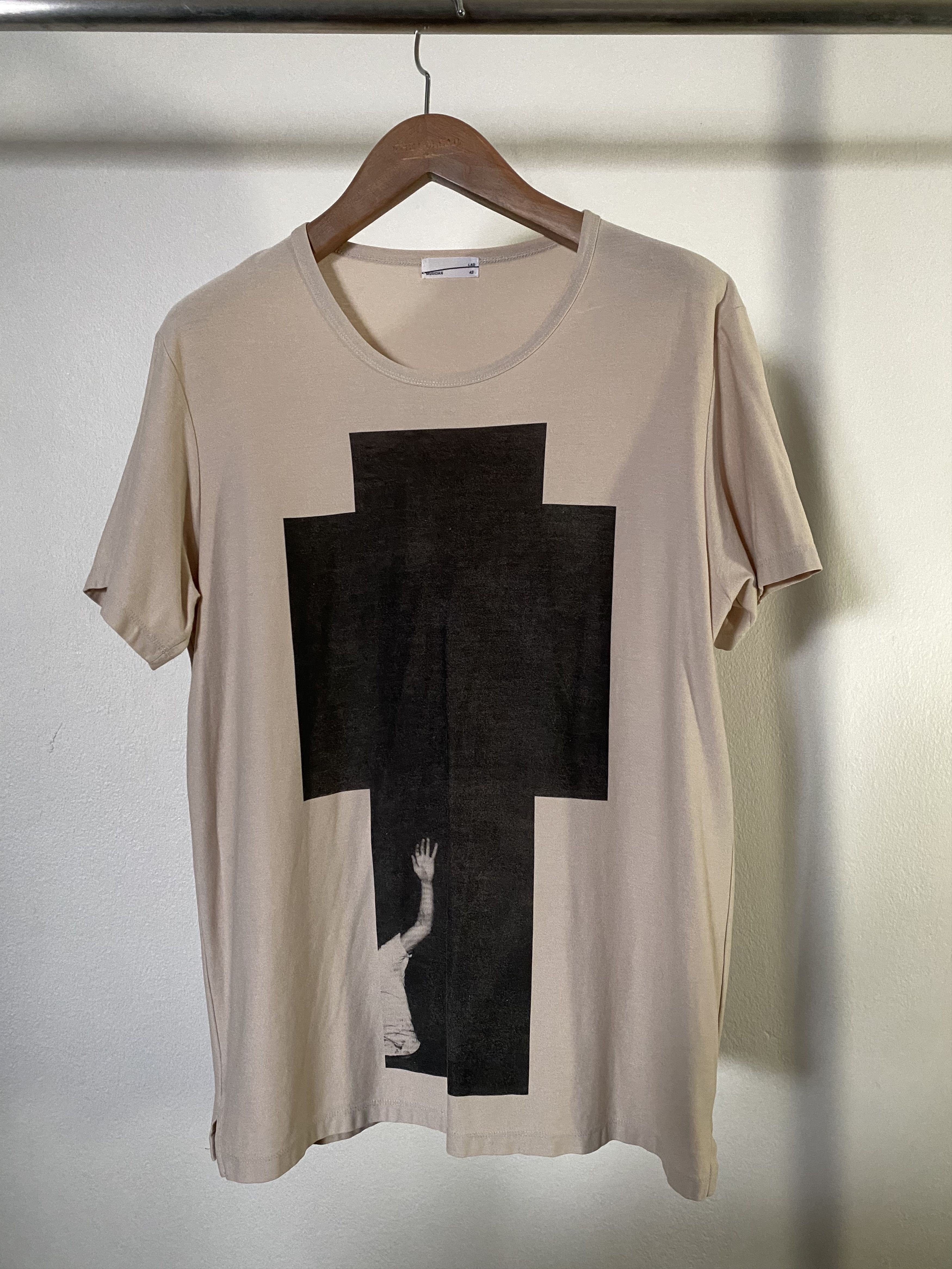 Lad Musician Cross Shirt