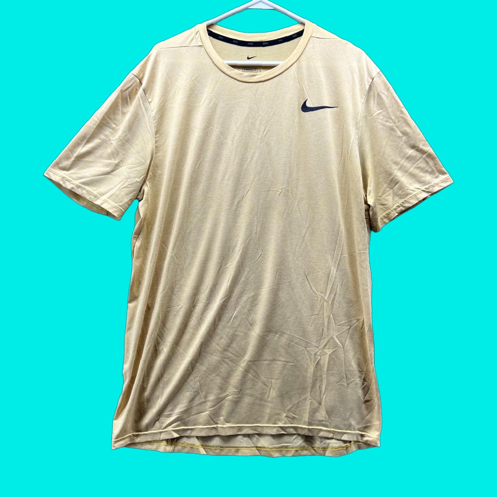Nike VINTAGE Nike Shirt Men Large Yellow Dri-Fit Knit Polyester Swoosh Logo T-Shirt Size US L / EU 52-54 / 3 - 1 Thumbnail
