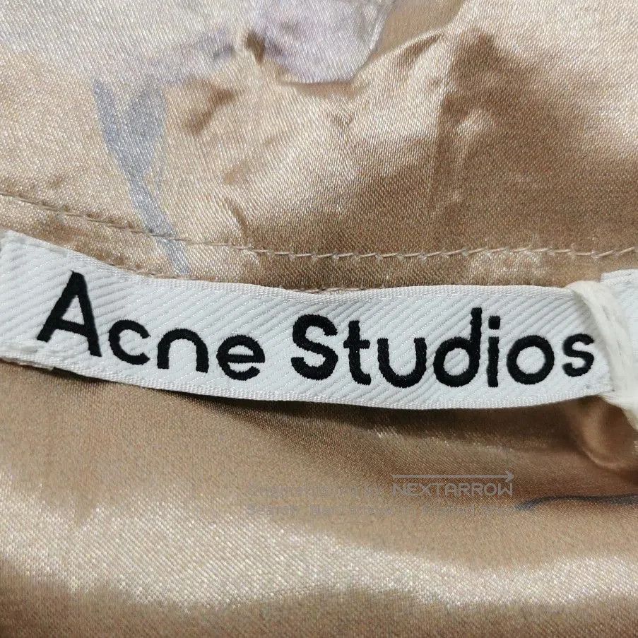 Acne Studios Acne Studios M Short-Sleeve Floral Button-Up Shirt. Size US M / EU 48-50 / 2 - 5 Thumbnail