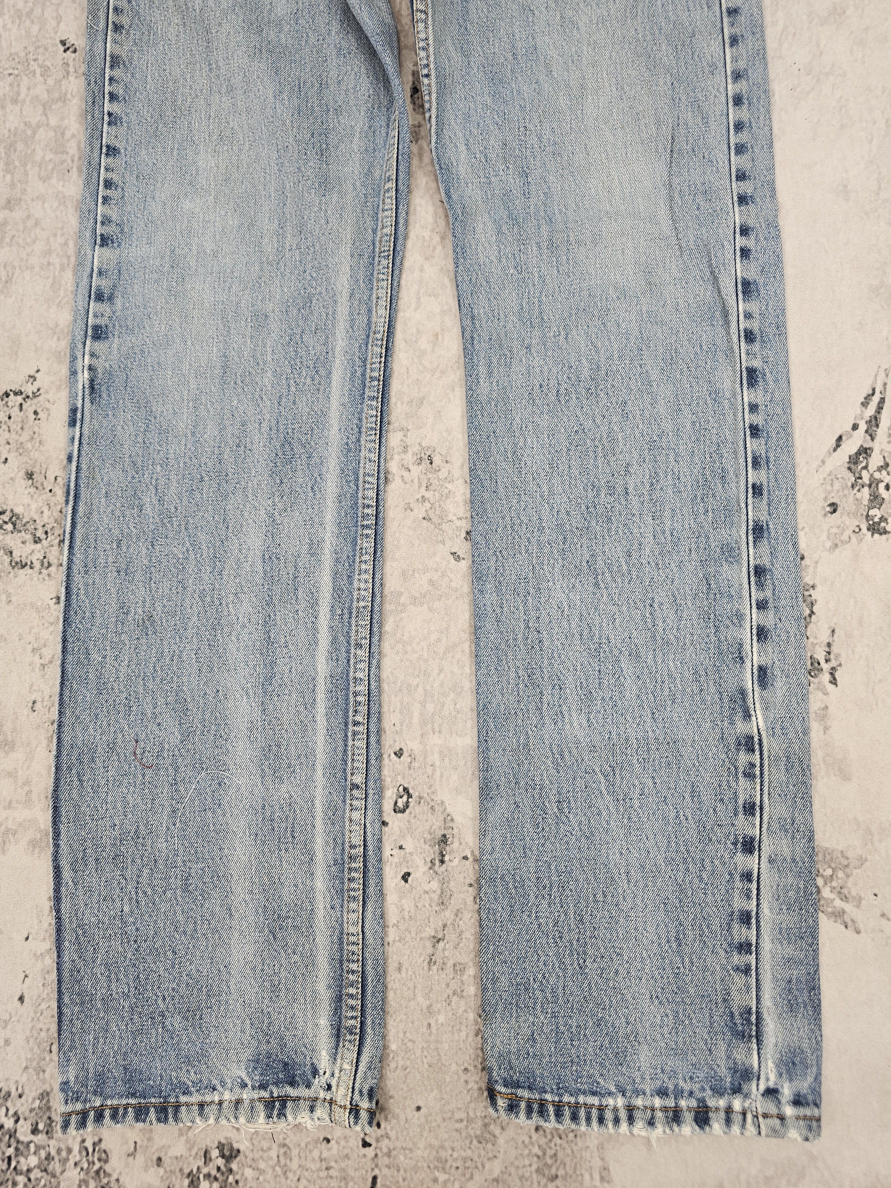 Levi's Vintage Clothing Vtg LEVIS 505 Regular Fit Faded Ripped Blue Jeans L0575 Size US 32 / EU 48 - 3 Thumbnail
